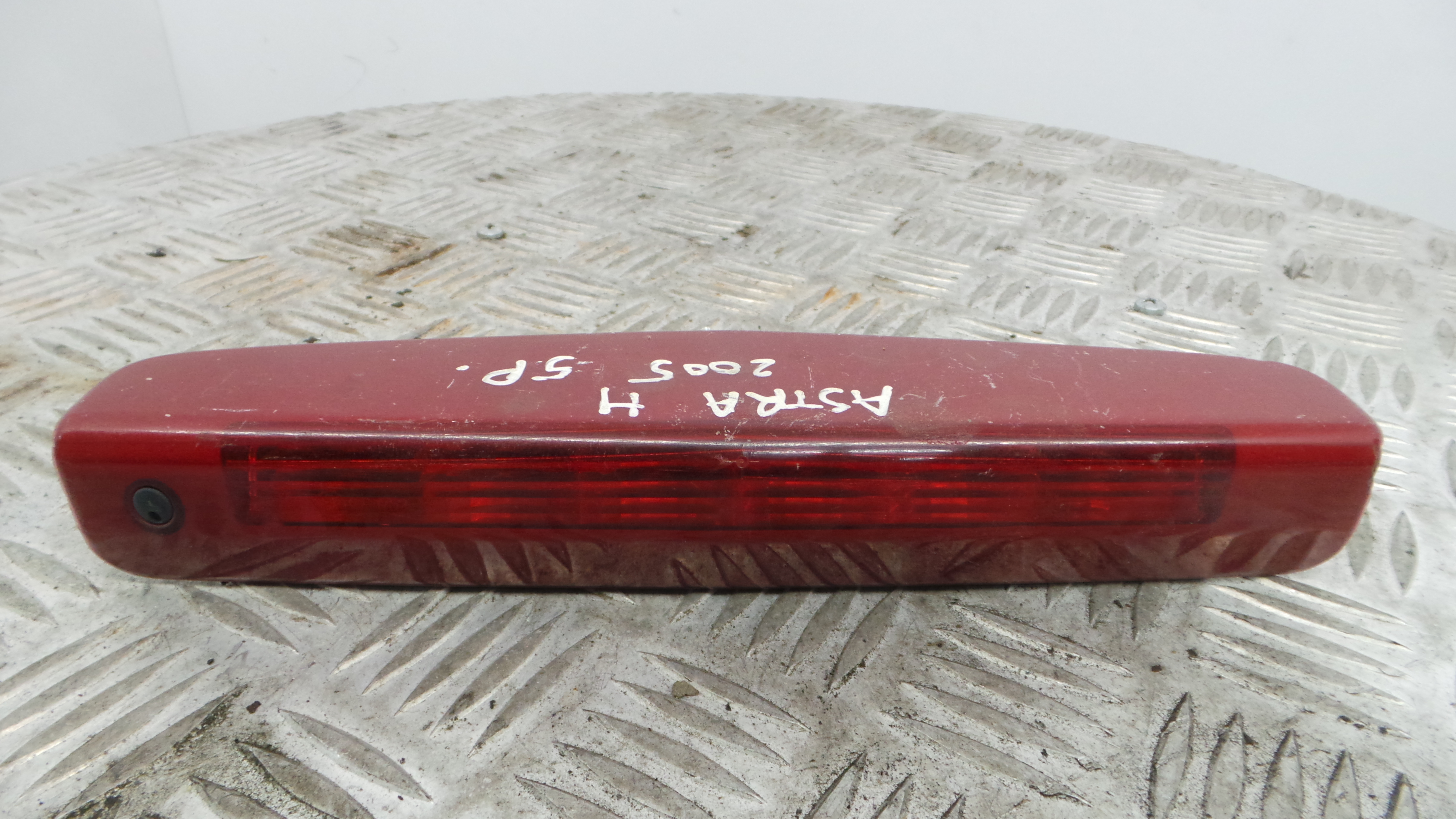 Farolim Stop Central / Luz de Stop Adicional 13207989 - OPEL ASTRA H (A04)-33405585