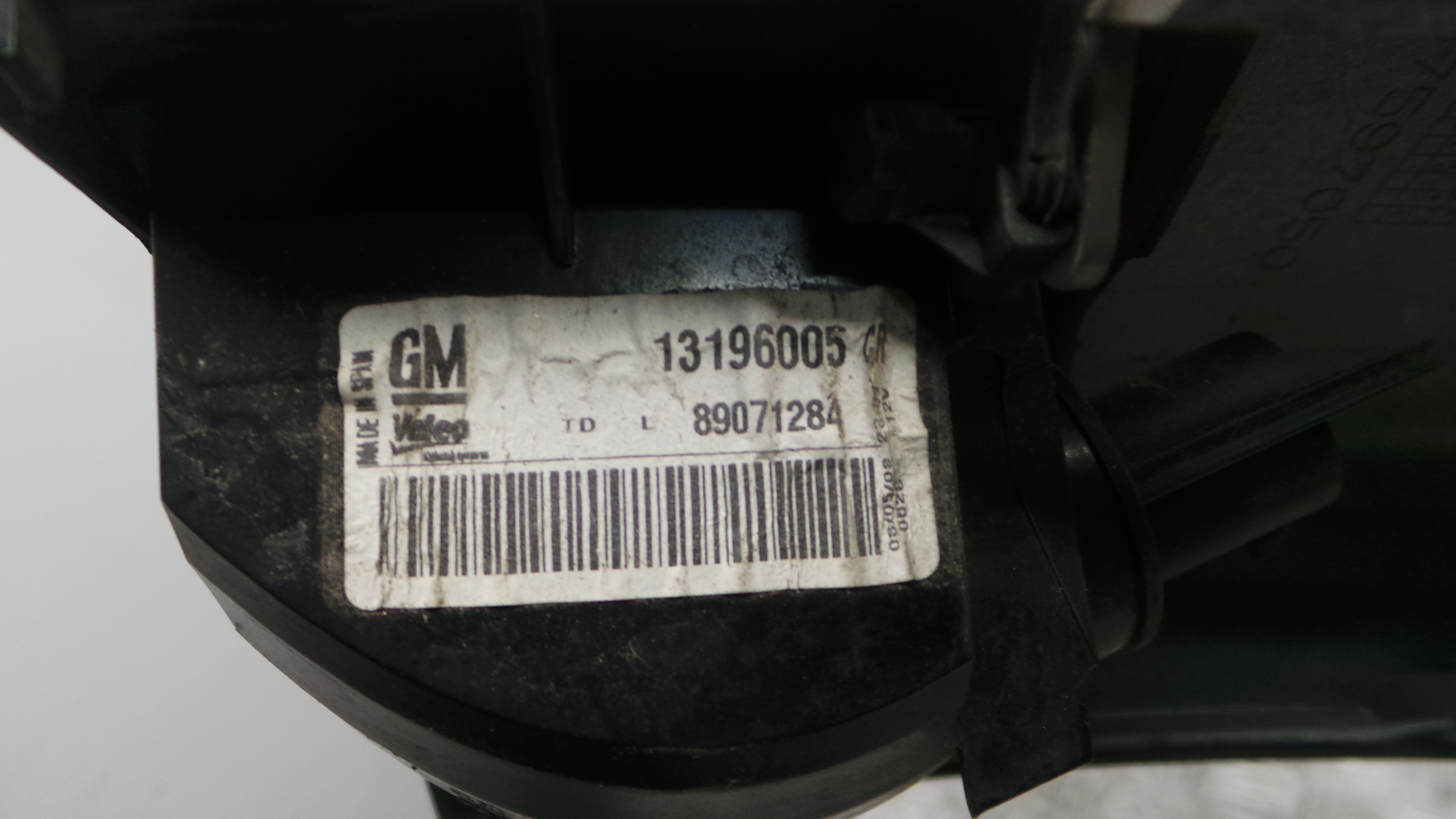 Farolim Nevoeiro Tras Esq 13196005 - OPEL MERIVA A Veículo multiuso (X03)-33405678