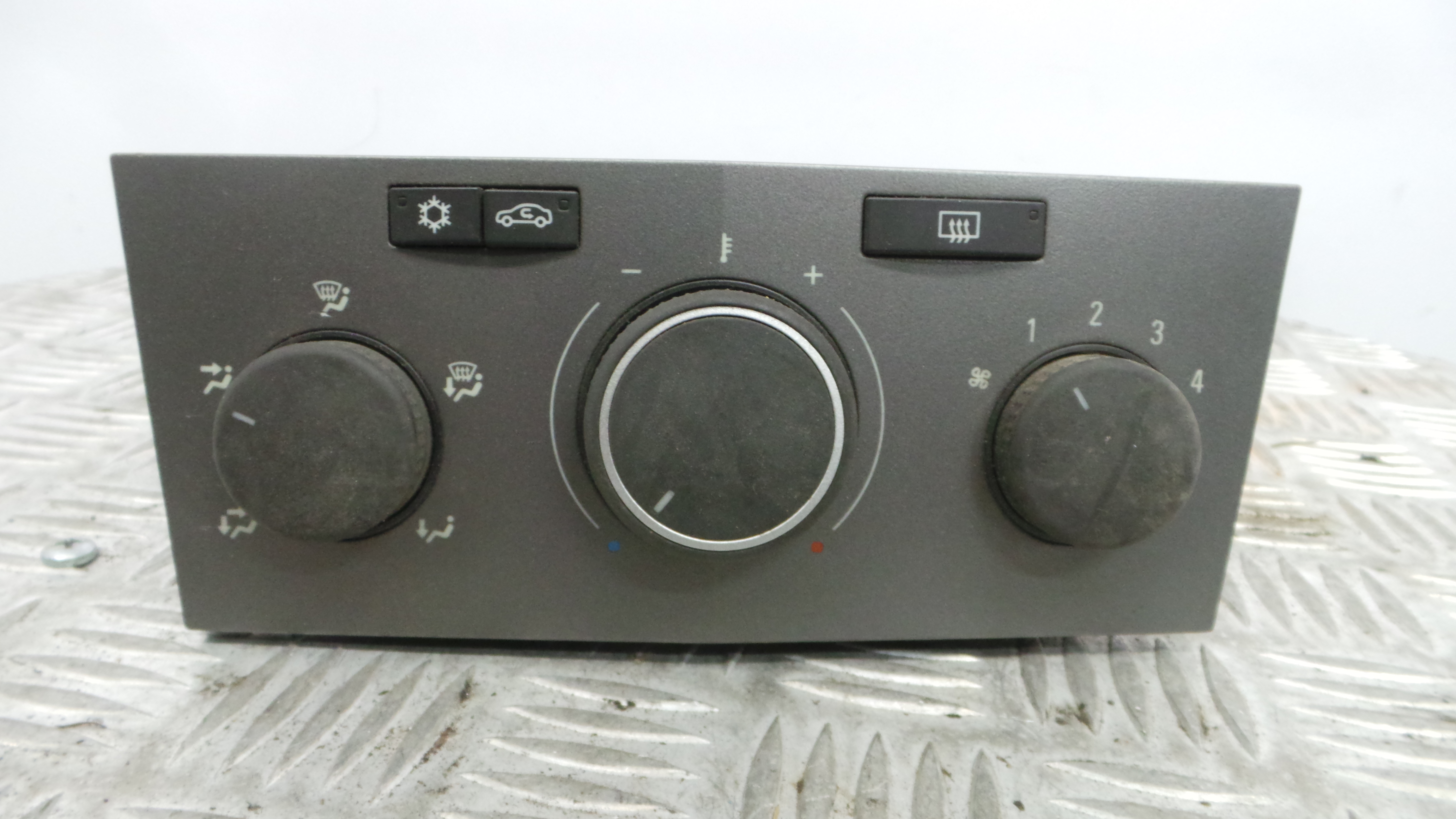 Comando da Sofagem / Climatronic 13201300 - OPEL ASTRA H (A04)-33405728