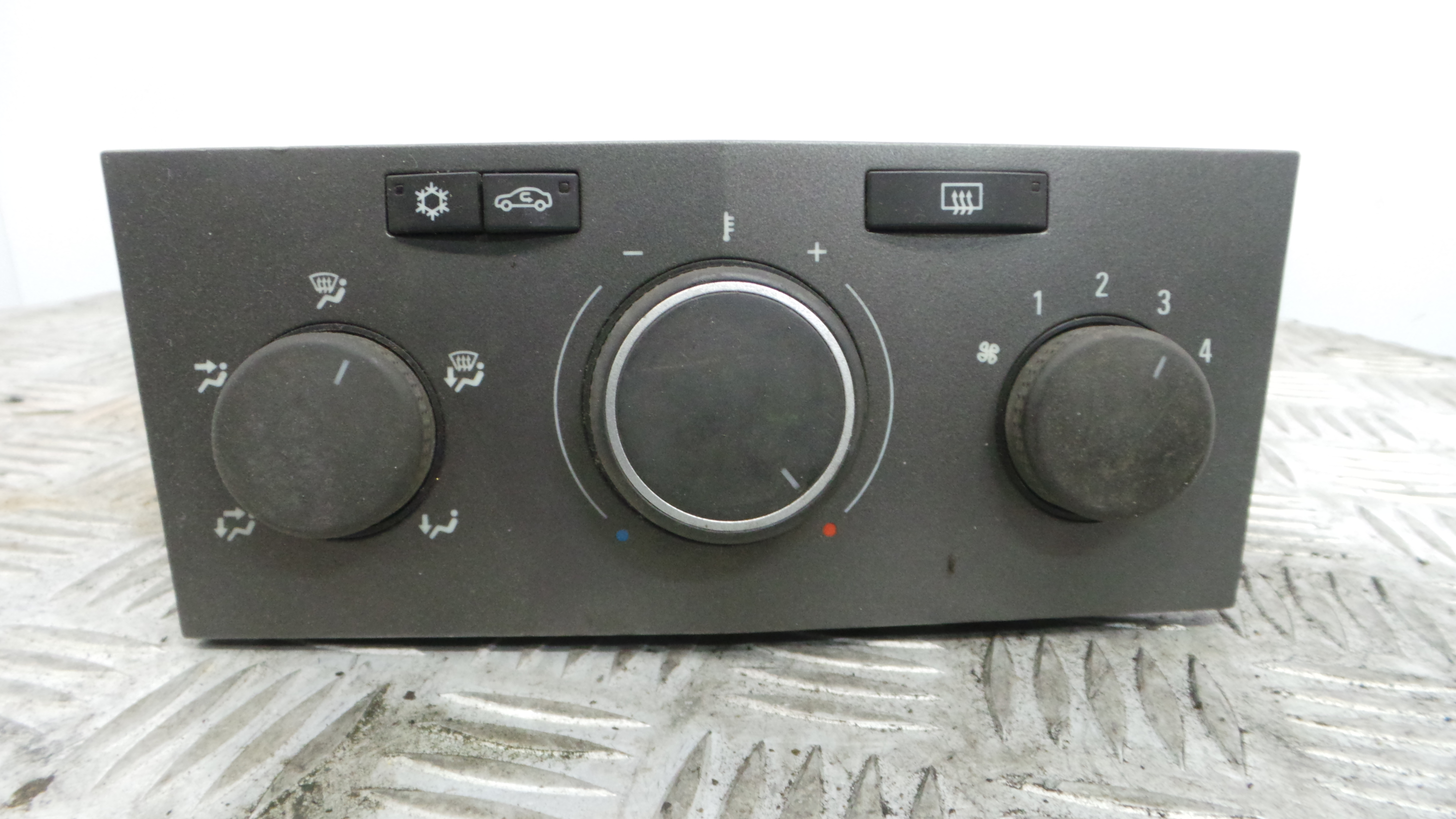 Comando da Sofagem / Climatronic 13201300 - OPEL ASTRA H (A04)-33405740