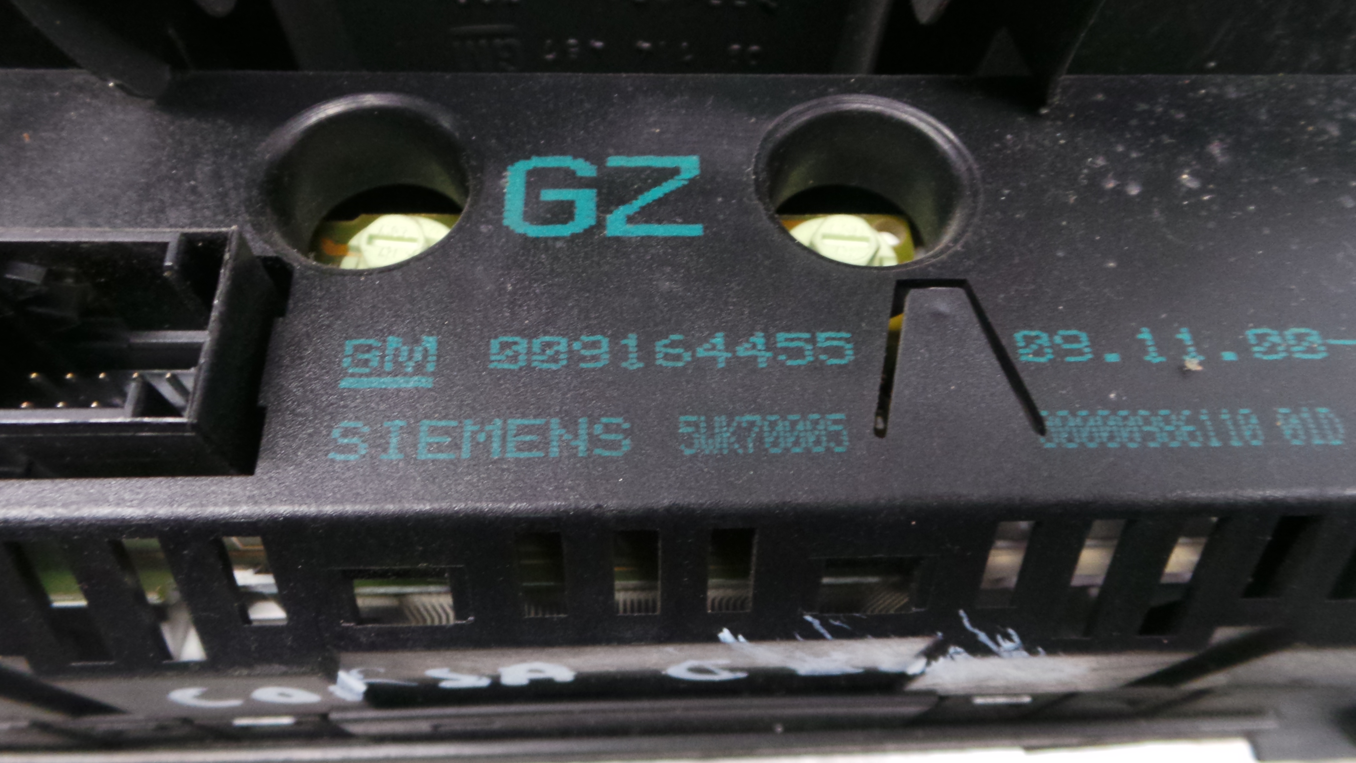 Display do Ar Condicionado / Rádio / GPS / DVD 009164455 - OPEL CORSA C (X01)-33405849