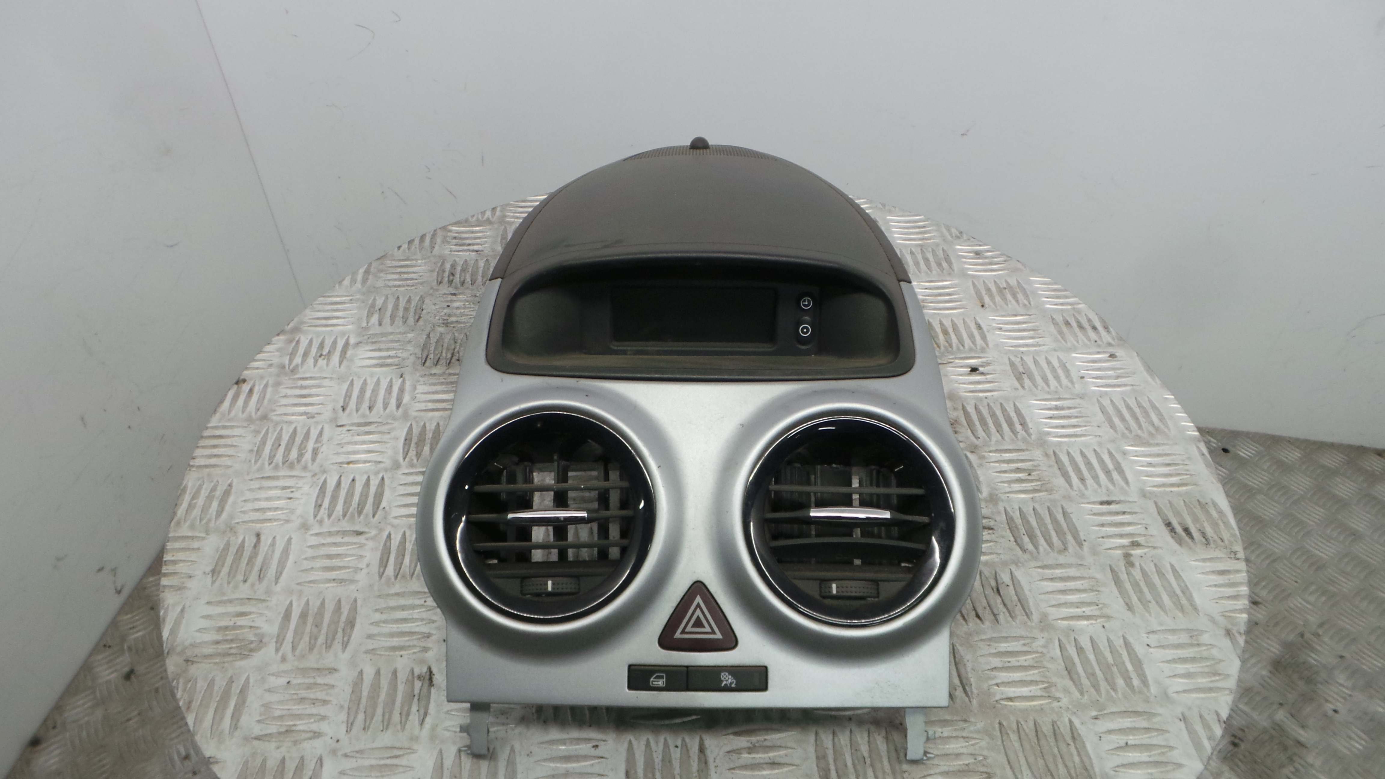 Display do Ar Condicionado / Rádio / GPS / DVD 13373979 - OPEL CORSA D (S07)-33405880