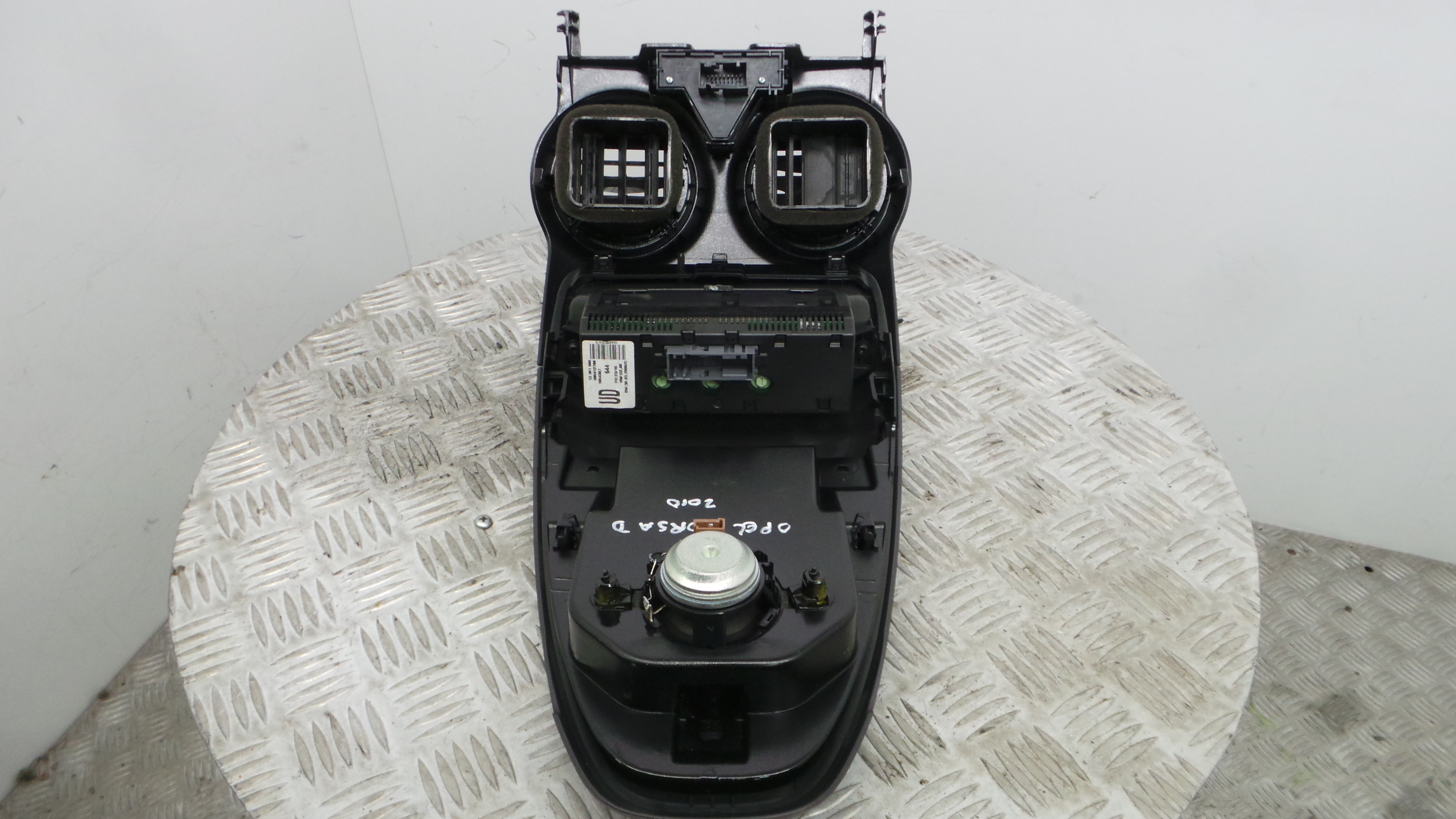 Display do Ar Condicionado / Rádio / GPS / DVD 13301080 - OPEL CORSA D (S07)-33405883