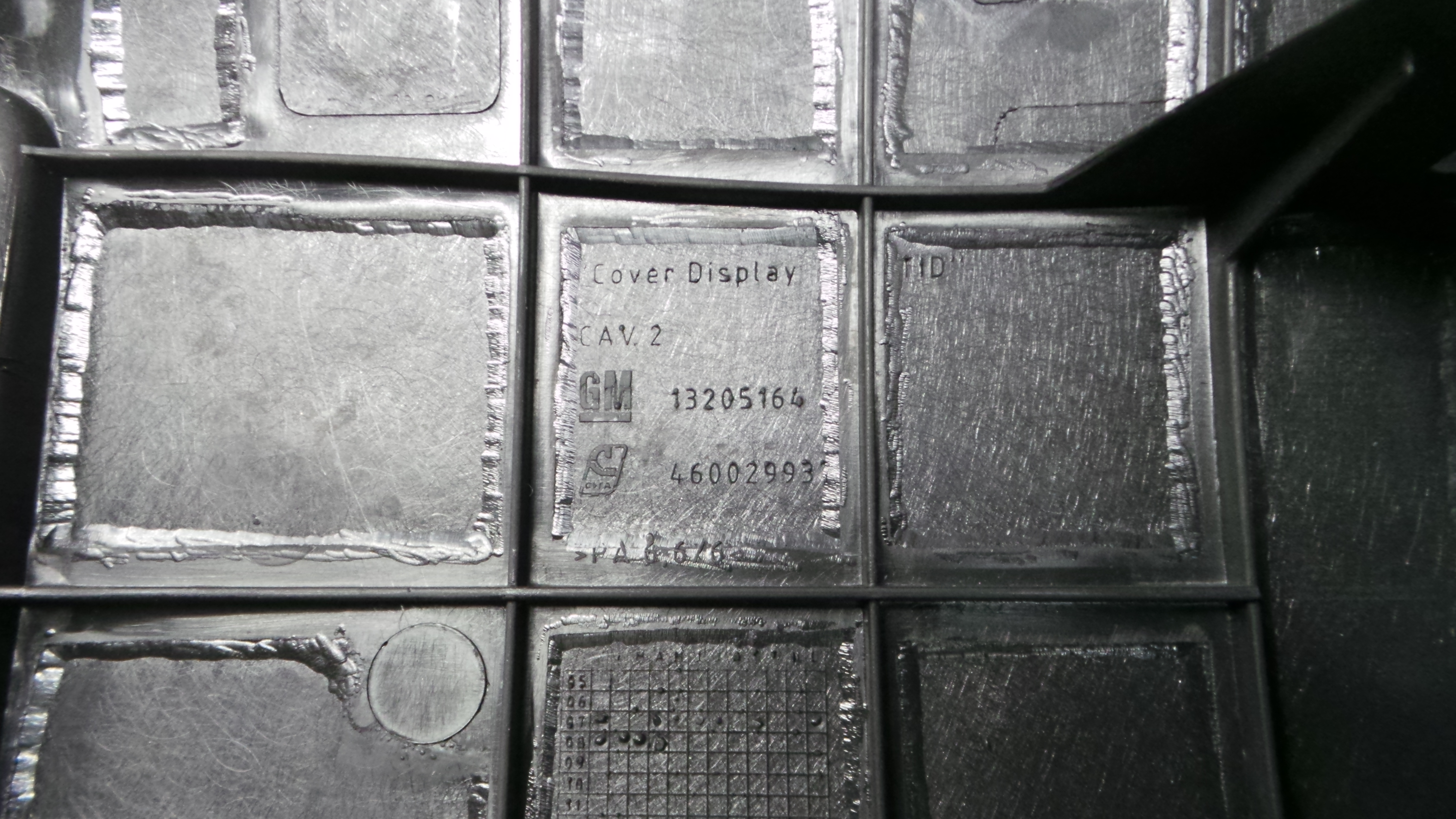 Display do Ar Condicionado / Rádio / GPS / DVD 13284430 - OPEL CORSA D (S07)-33405907