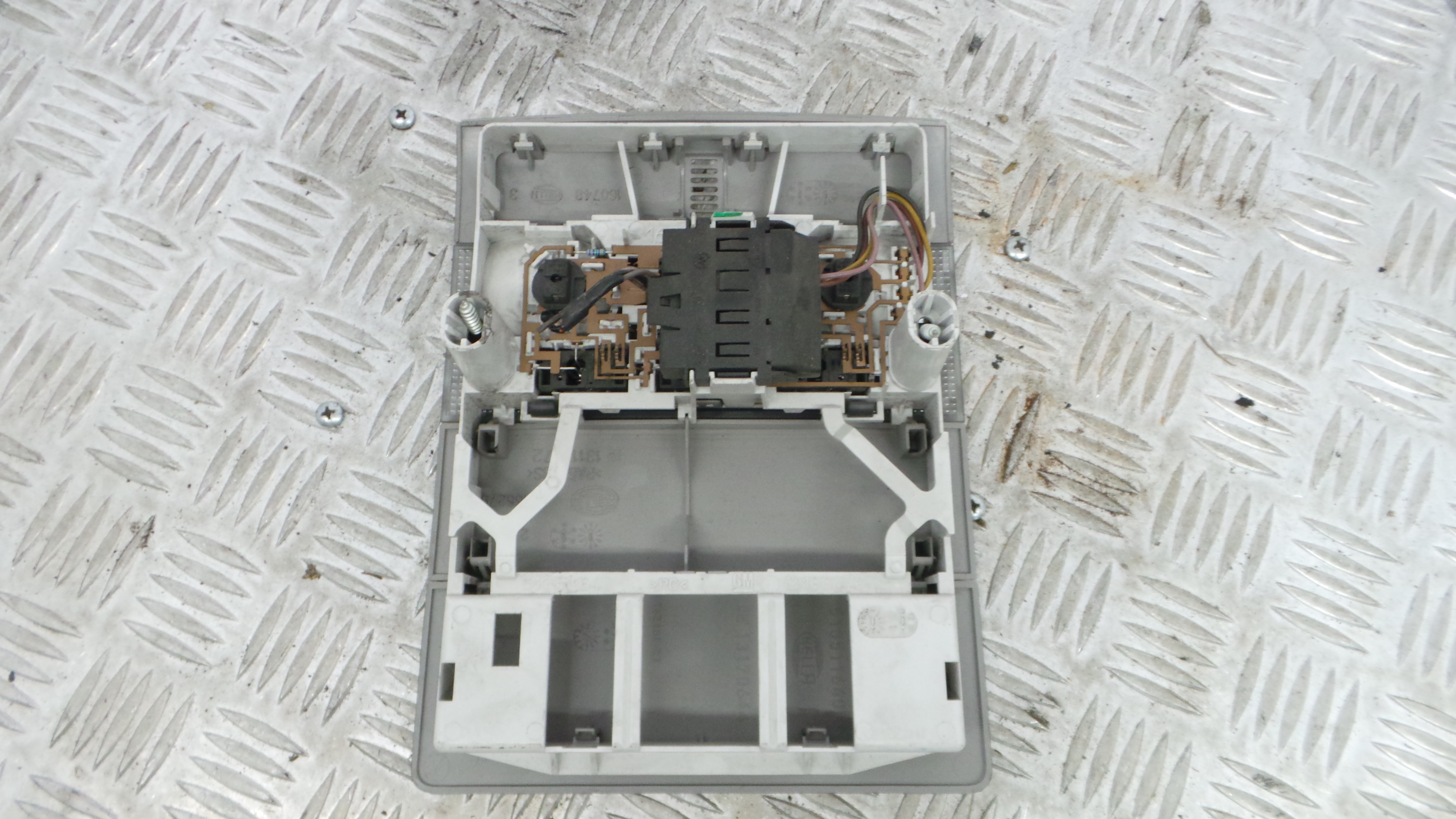 Plafonier Teto 13166476 - OPEL CORSA D (S07)-33406211