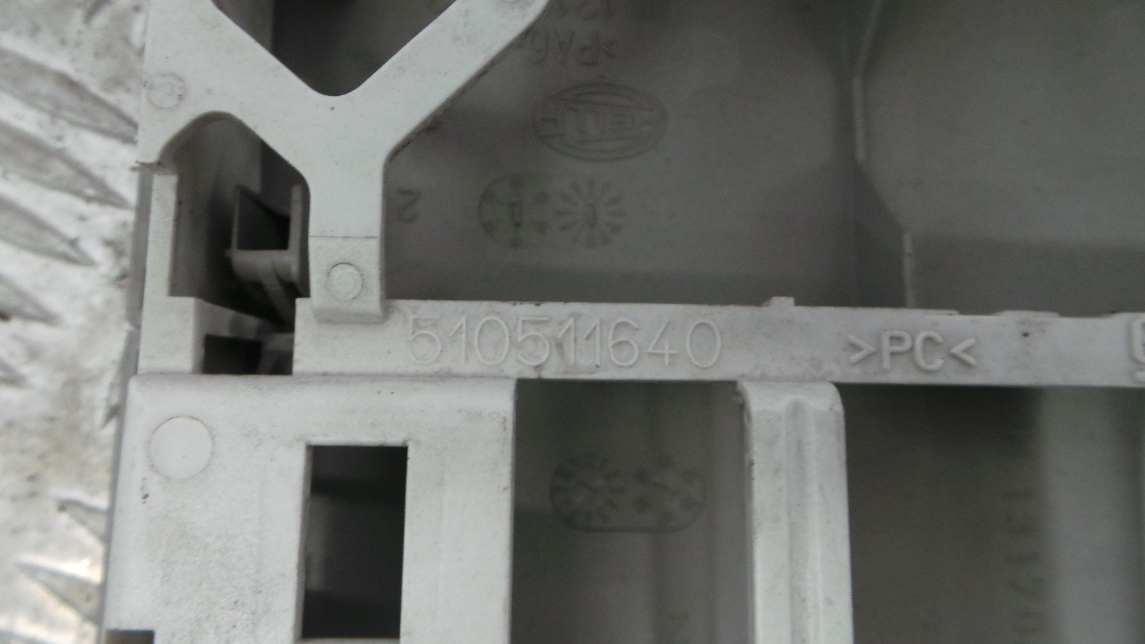 Plafonier Teto 13166476 - OPEL CORSA D (S07)-33406211