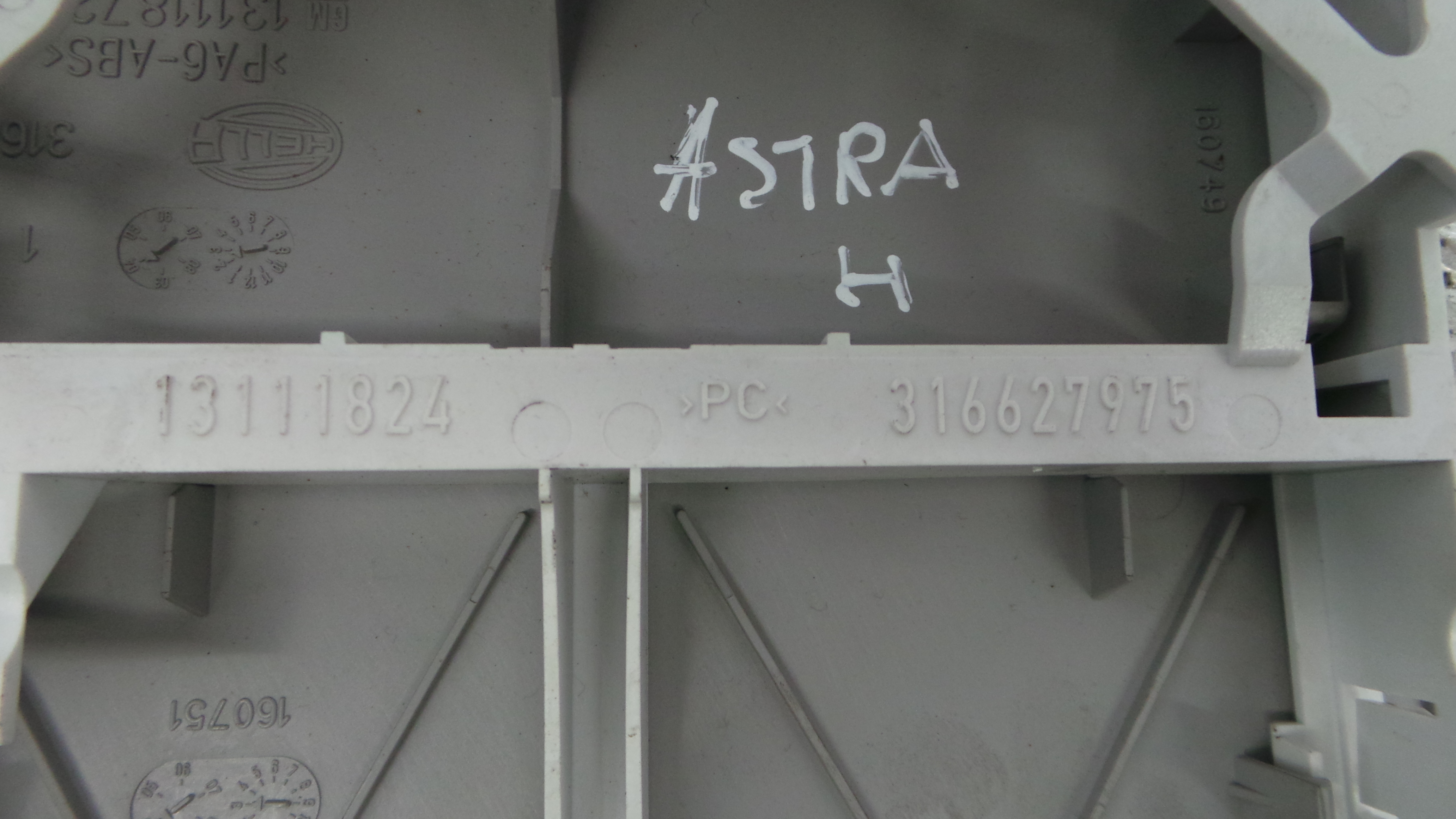 Plafonier Teto 13111824 - OPEL ASTRA H (A04)-33406215