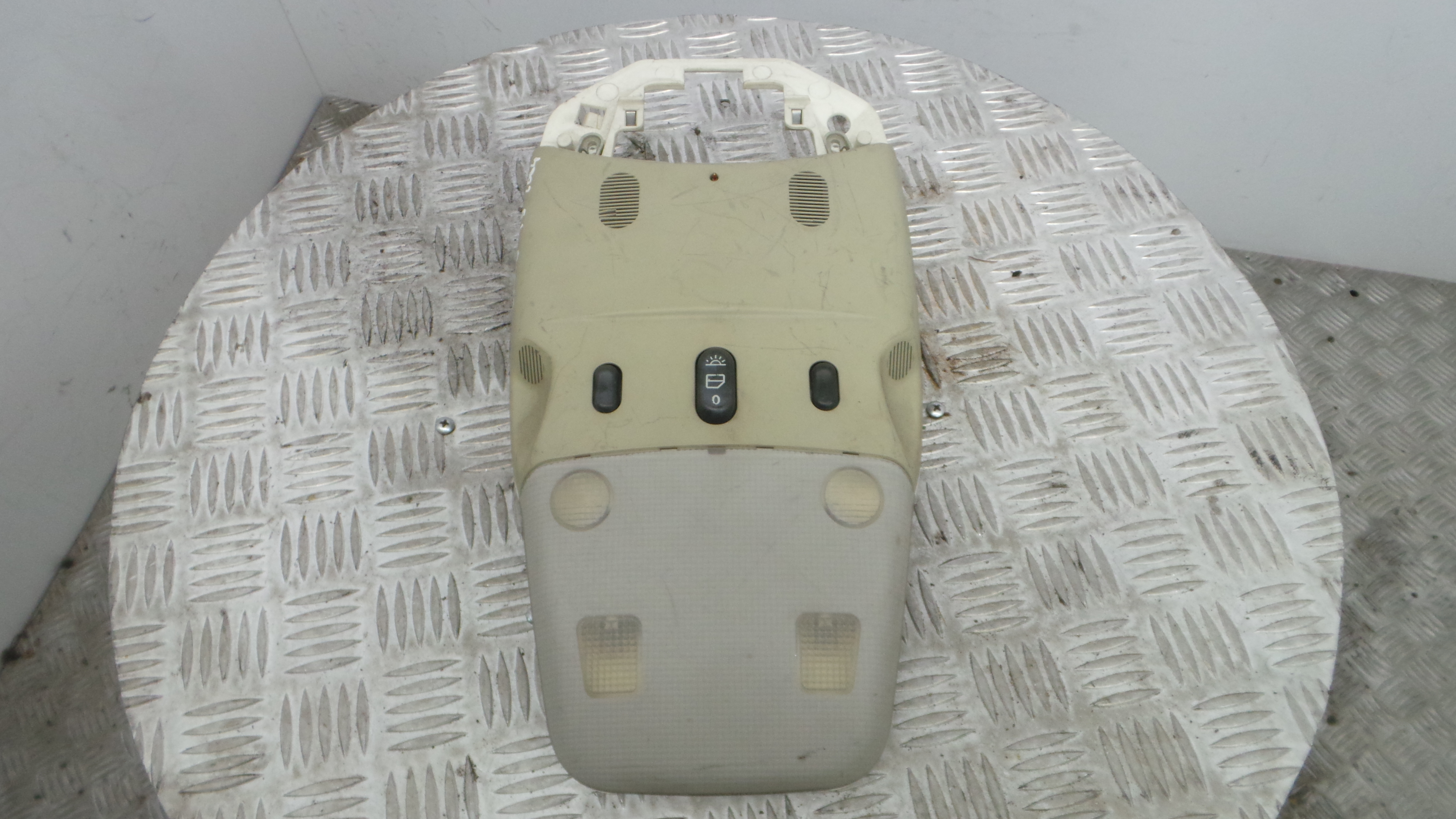 Plafonier Teto 12804720 - SAAB 9-3 (YS3F, E79, D79, D75)-33406234 Plafonier Teto 12804720 - SAAB 9-3 (YS3F, E79, D79, D75)-33406234