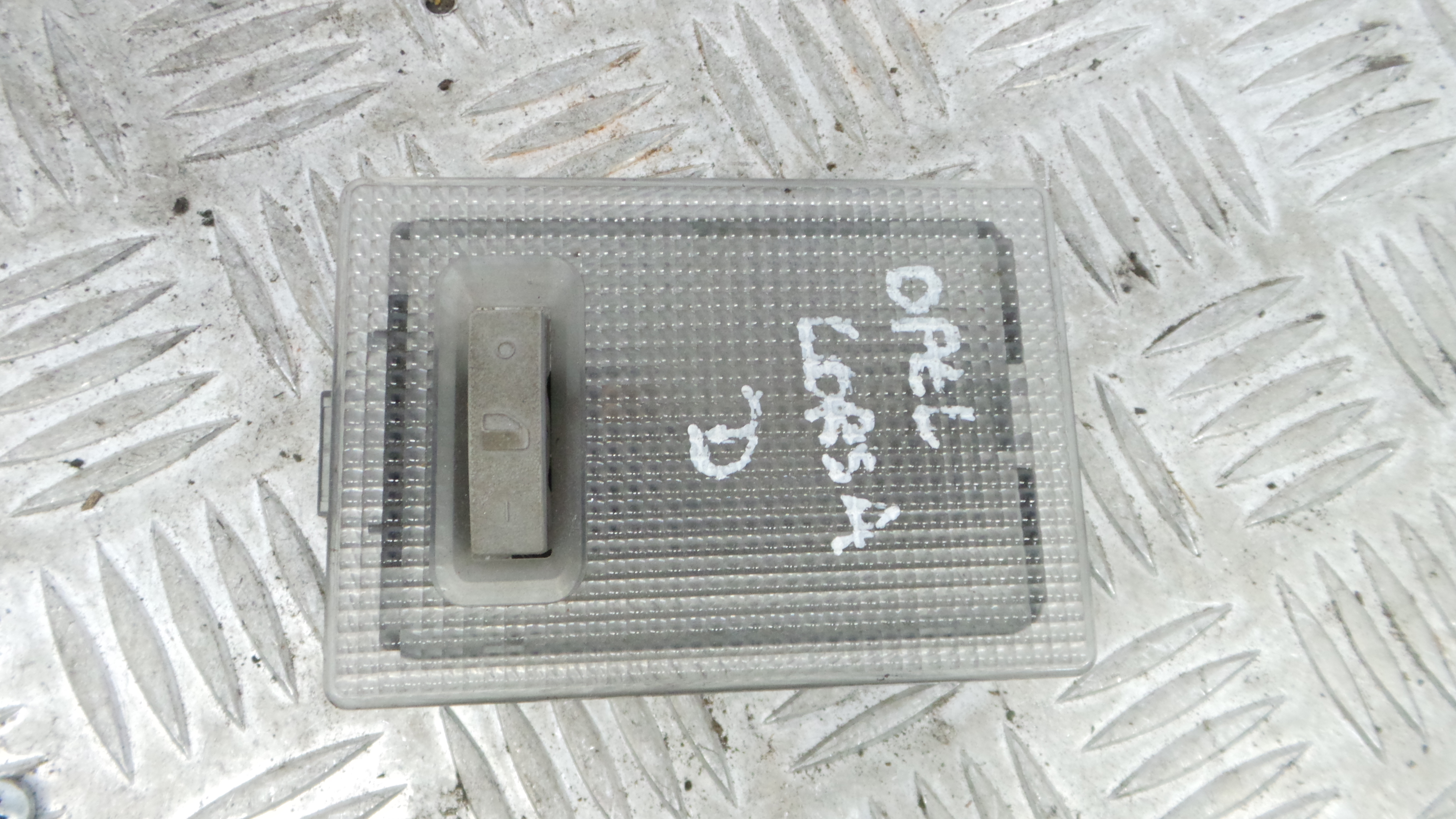 Plafonier Teto 13126729 - OPEL CORSA D (S07)-33406237