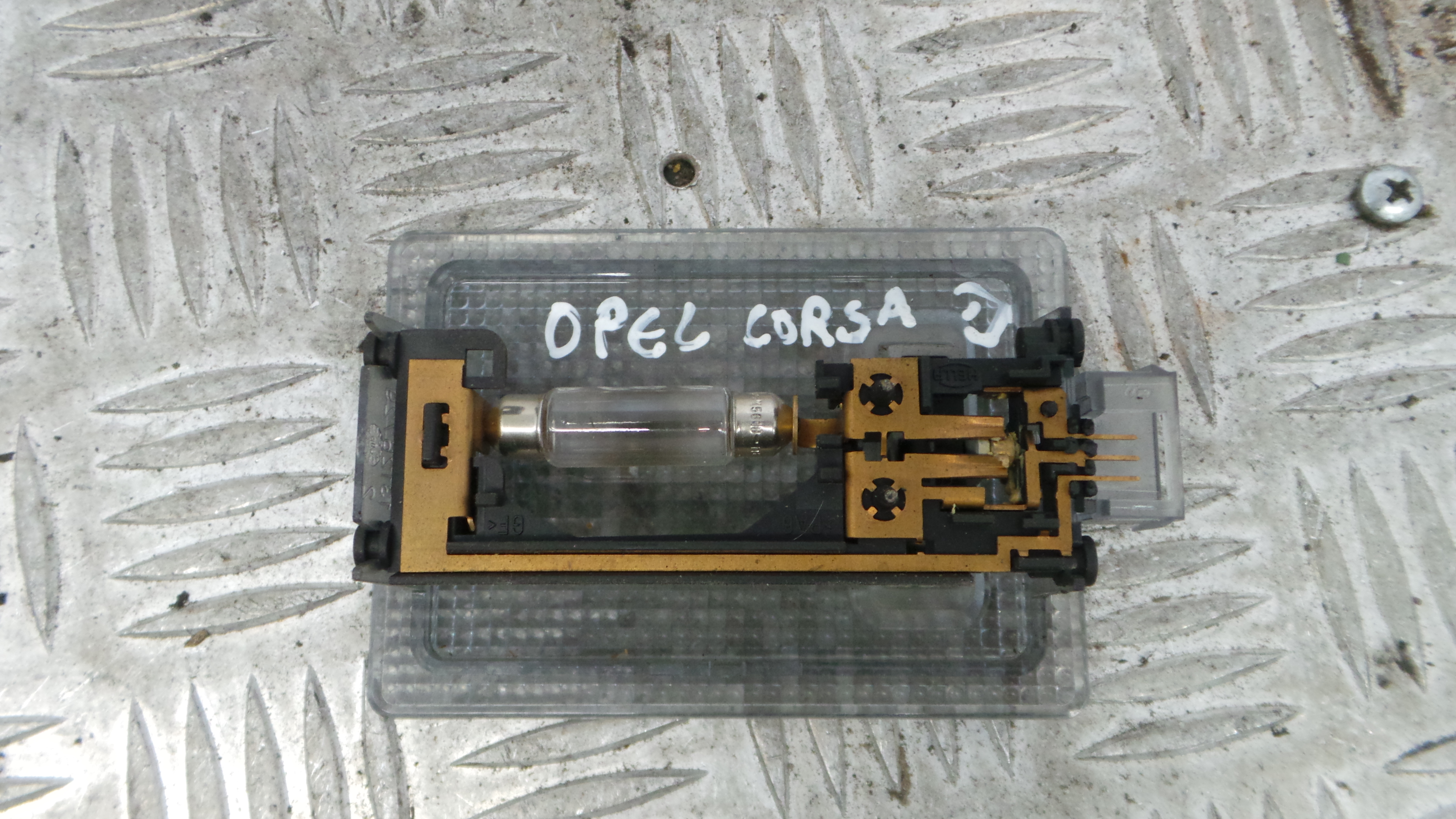 Plafonier Teto 13126729 - OPEL CORSA D (S07)-33406240