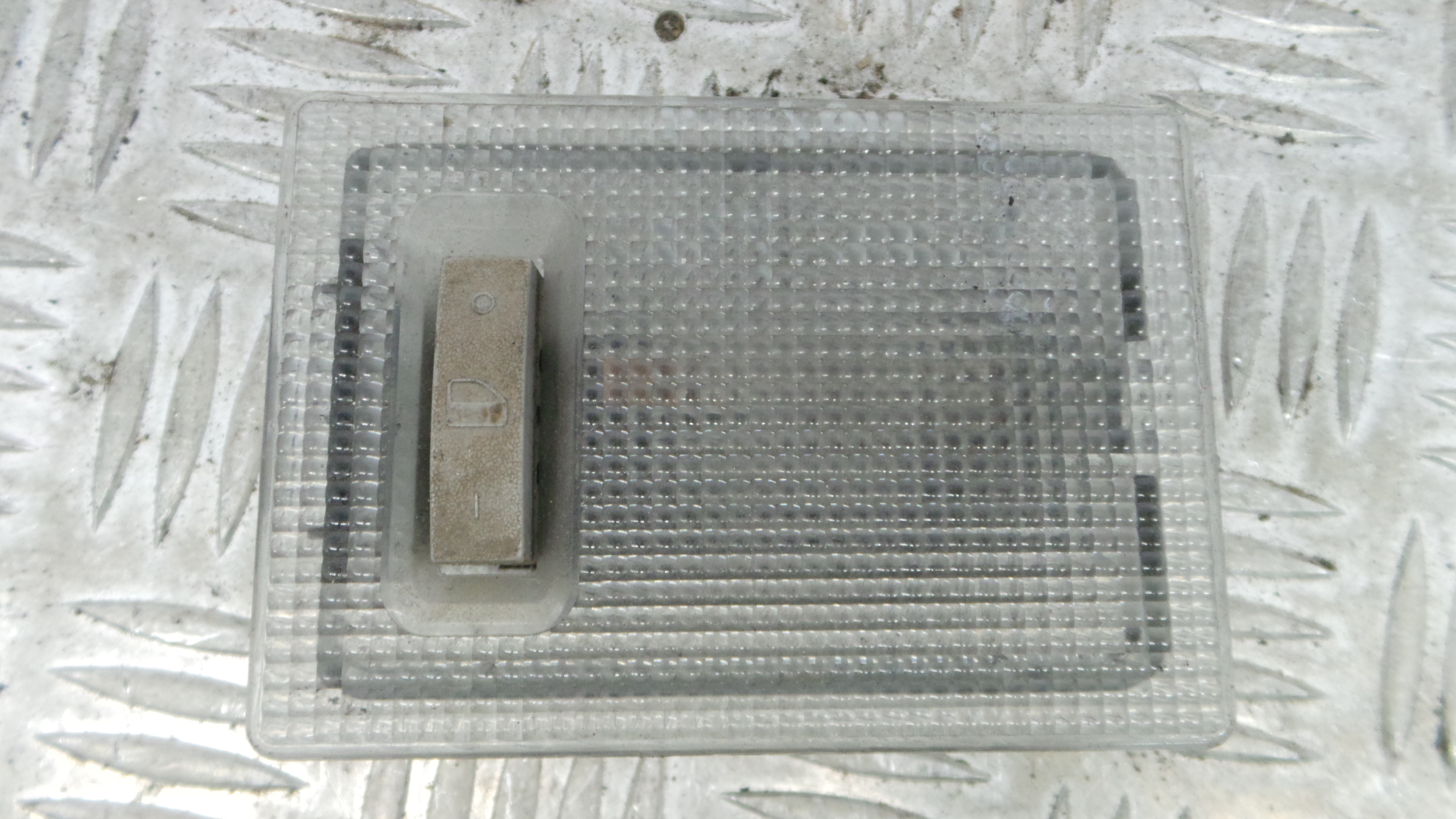 Plafonier Teto 13126729 - OPEL CORSA D (S07)-33406246