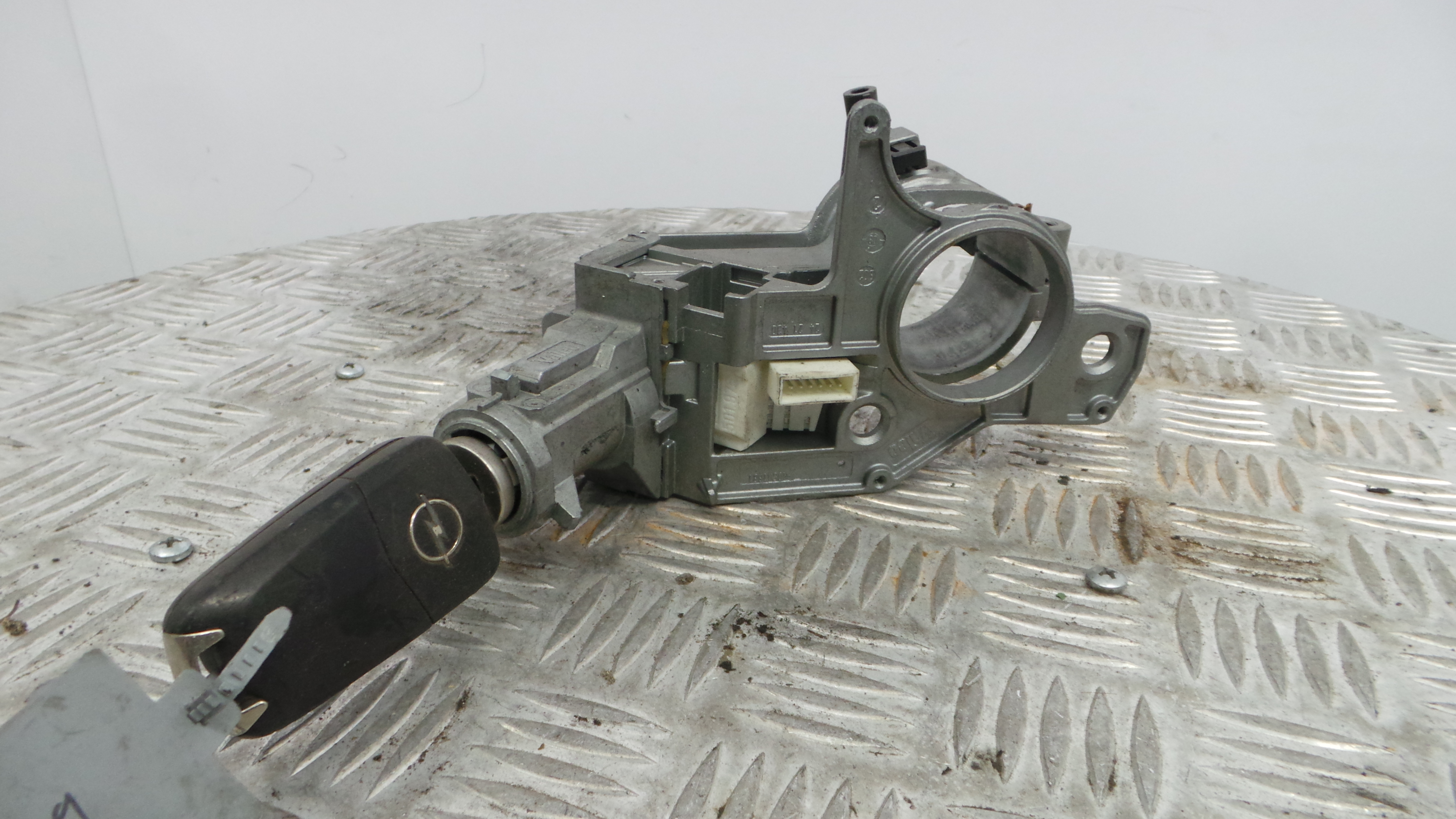 Canhão de ignição 93181315 - OPEL ASTRA H (A04)-33406290
