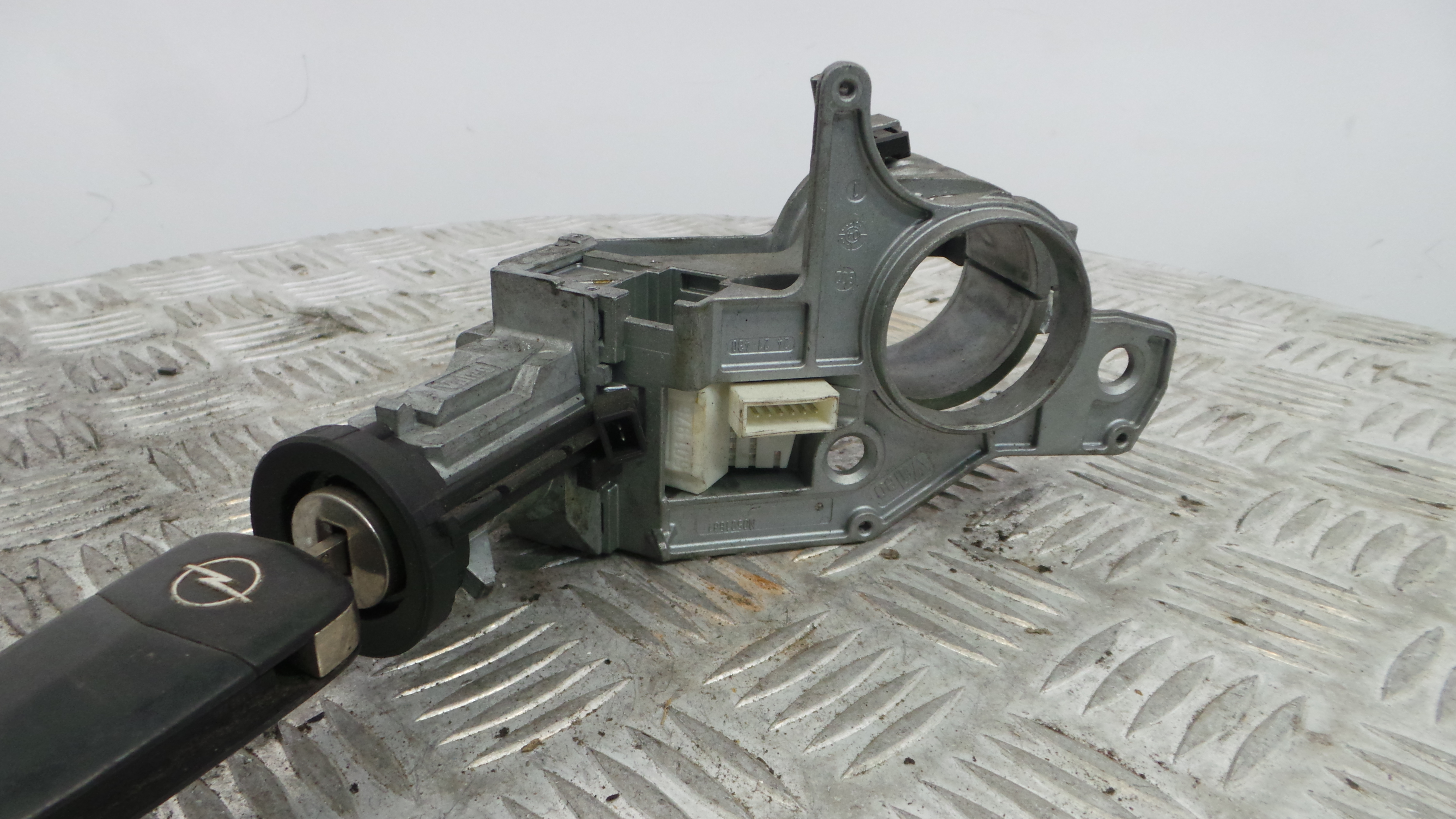 Canhão de ignição 93181315 - OPEL ASTRA H (A04)-33406466 Canhão de ignição 93181315 - OPEL ASTRA H (A04)-33406466