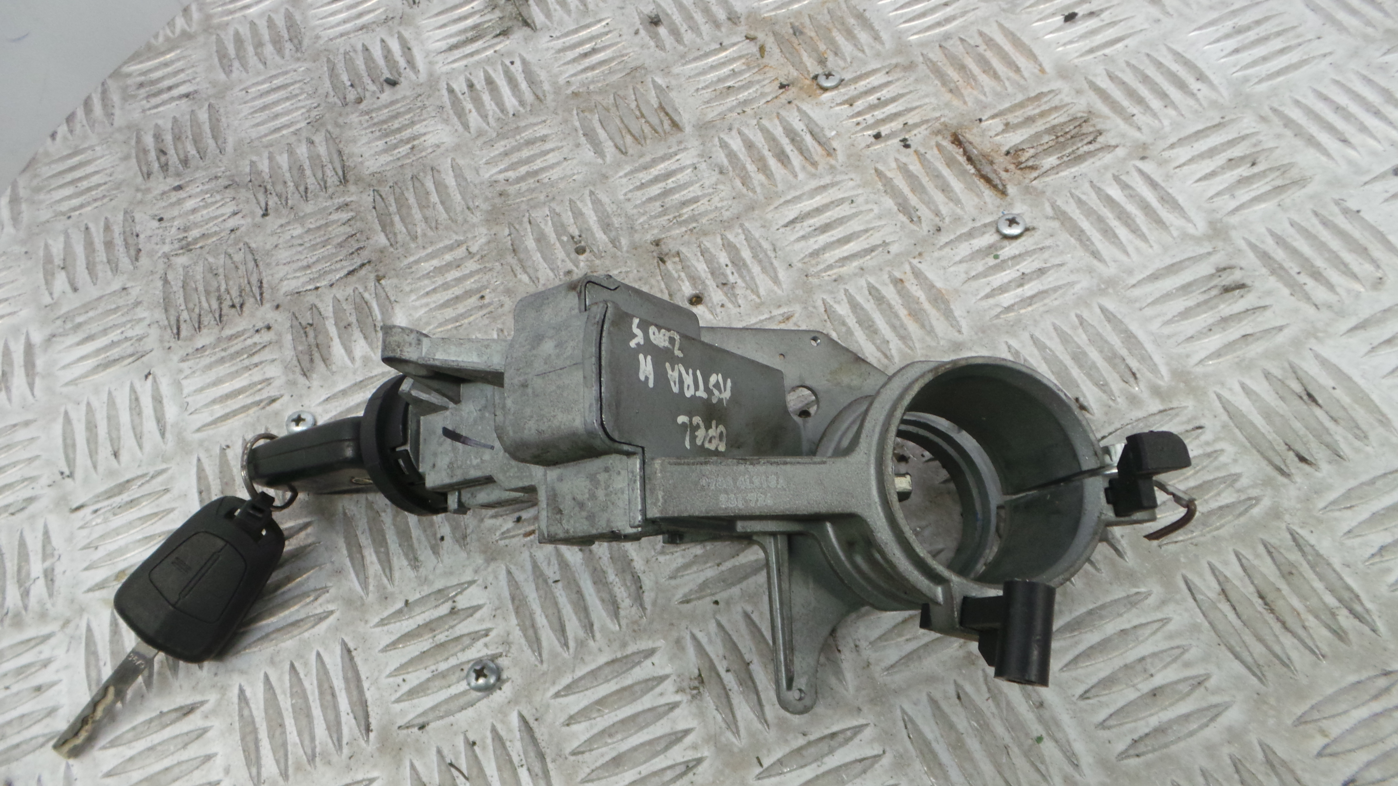 Canhão de ignição 93181315 - OPEL ASTRA H (A04)-33406466