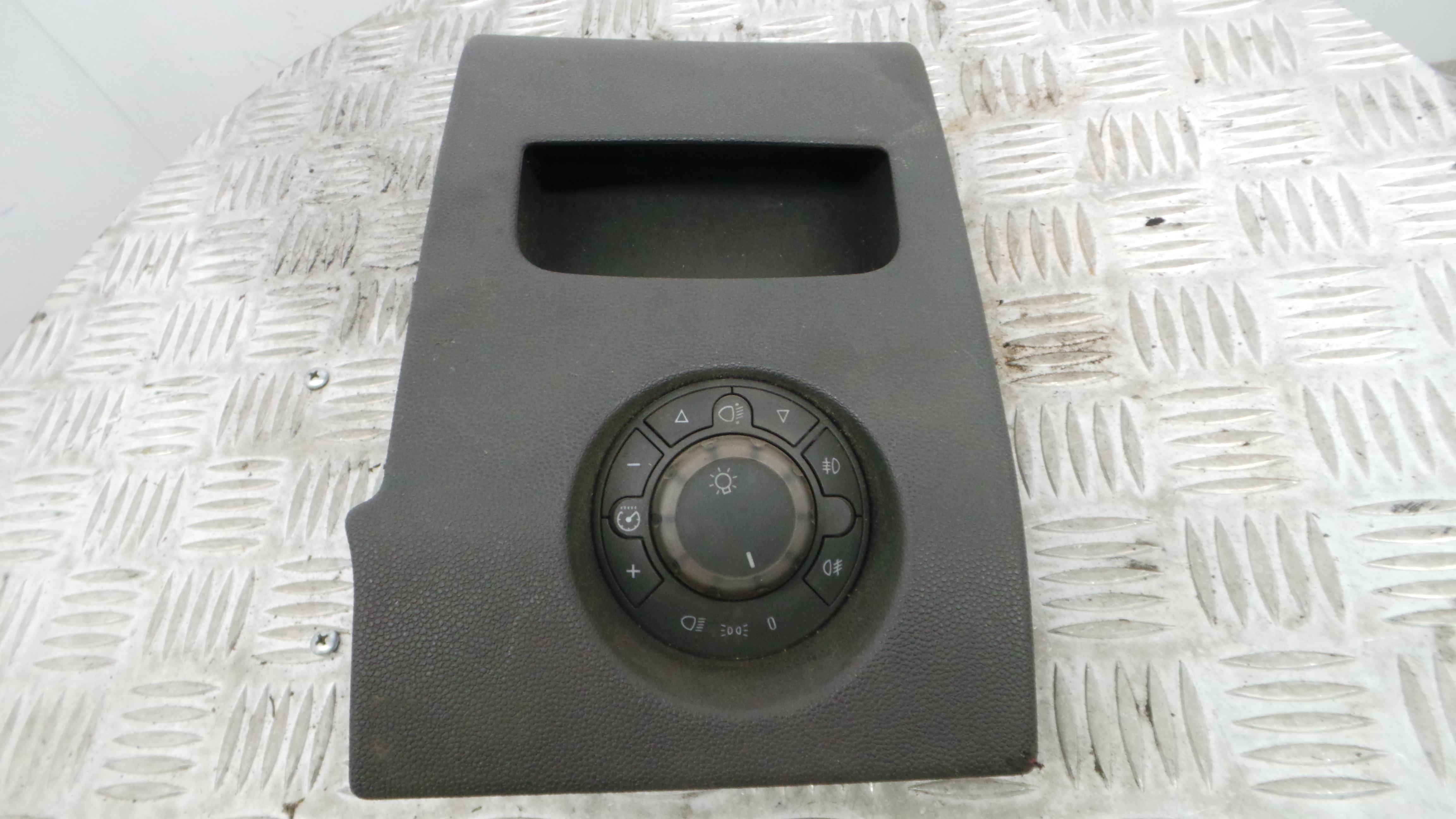 Comando das luzes  13204952 - OPEL CORSA D (S07)-33406491