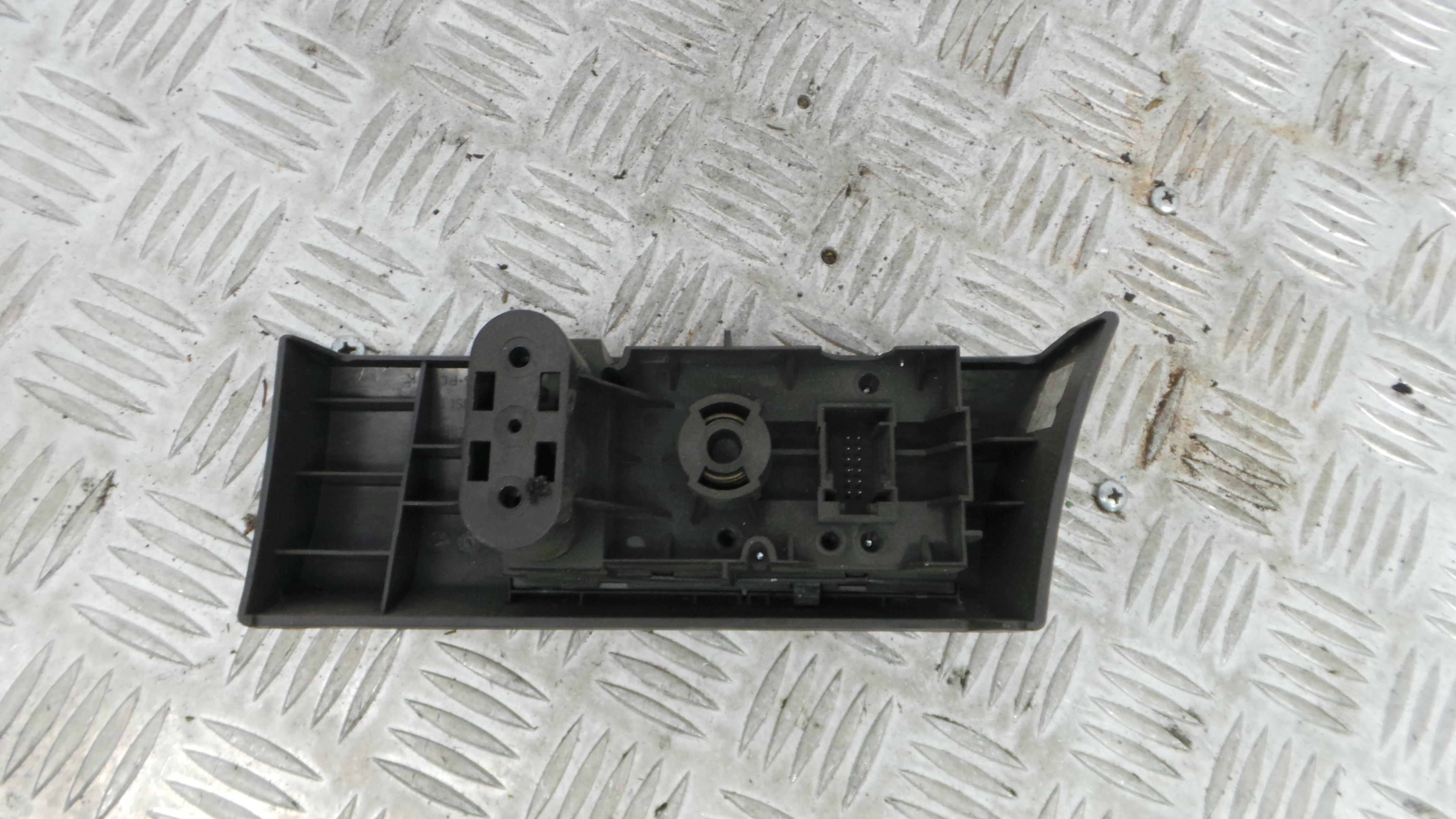 Comando das luzes 13100132 - OPEL ASTRA H (A04)-33406515