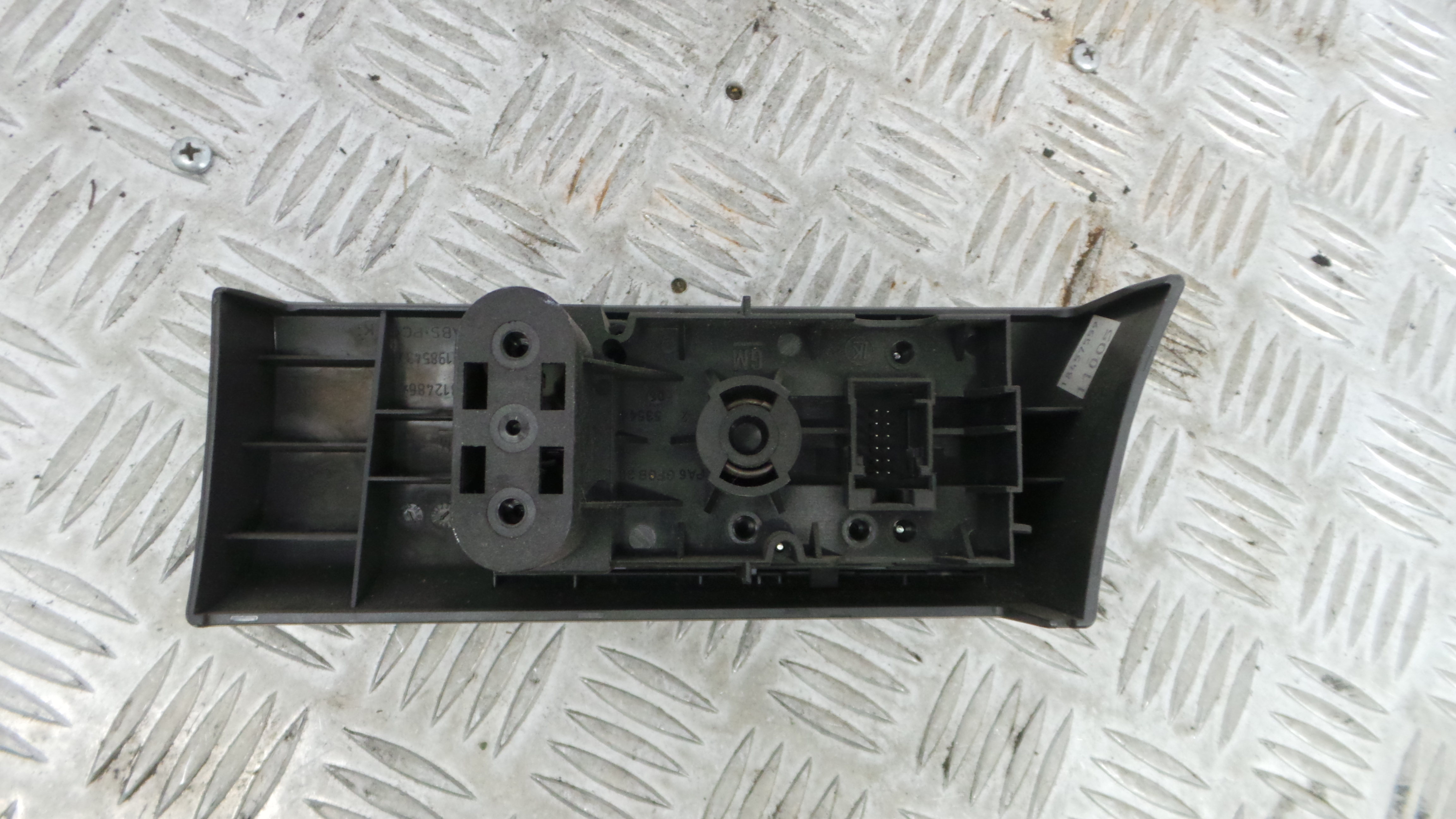 Comando das luzes 13100132 - OPEL ASTRA H (A04)-33406519