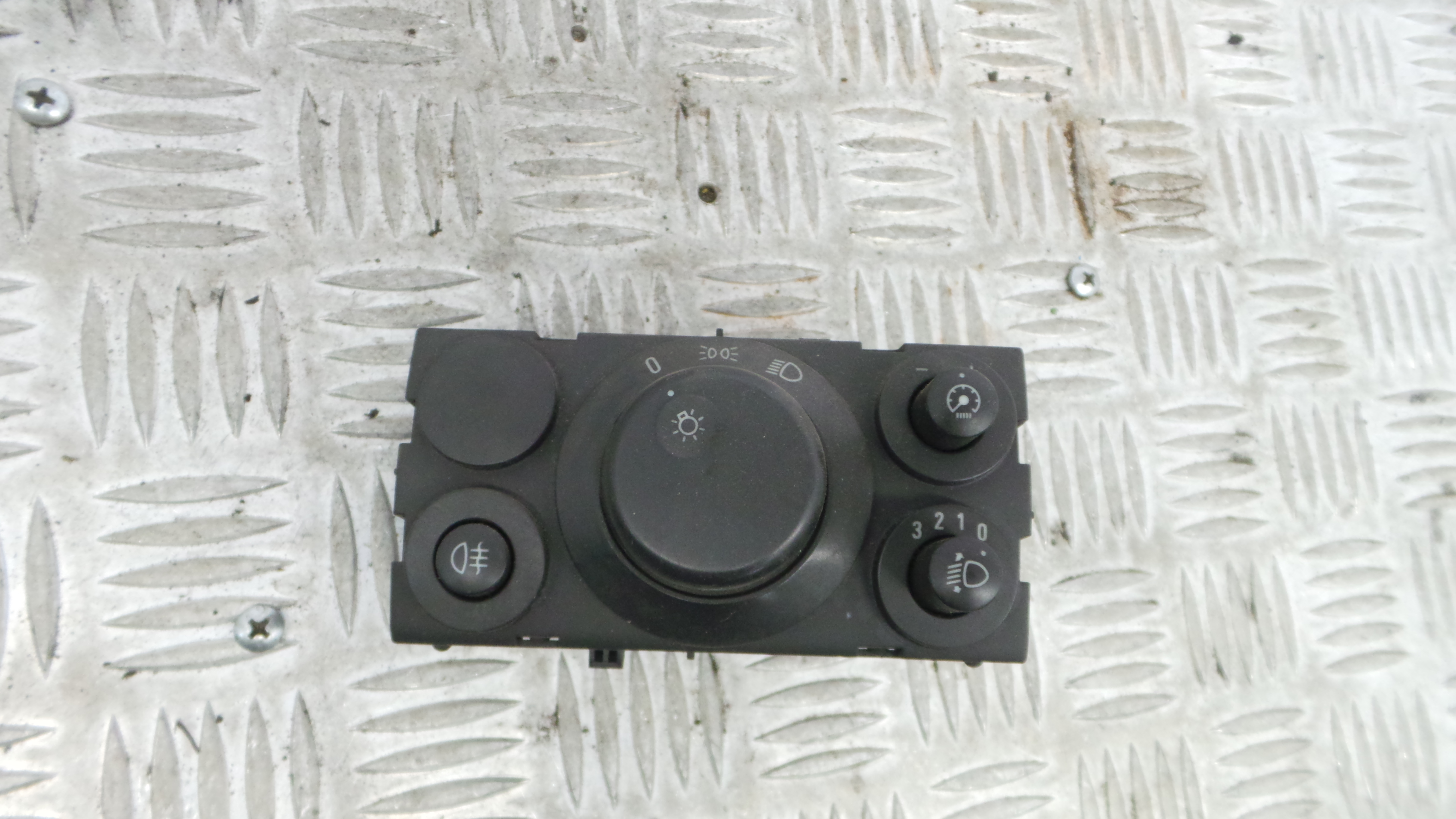 Comando das luzes  13100136 - OPEL ASTRA H (A04)-33406539