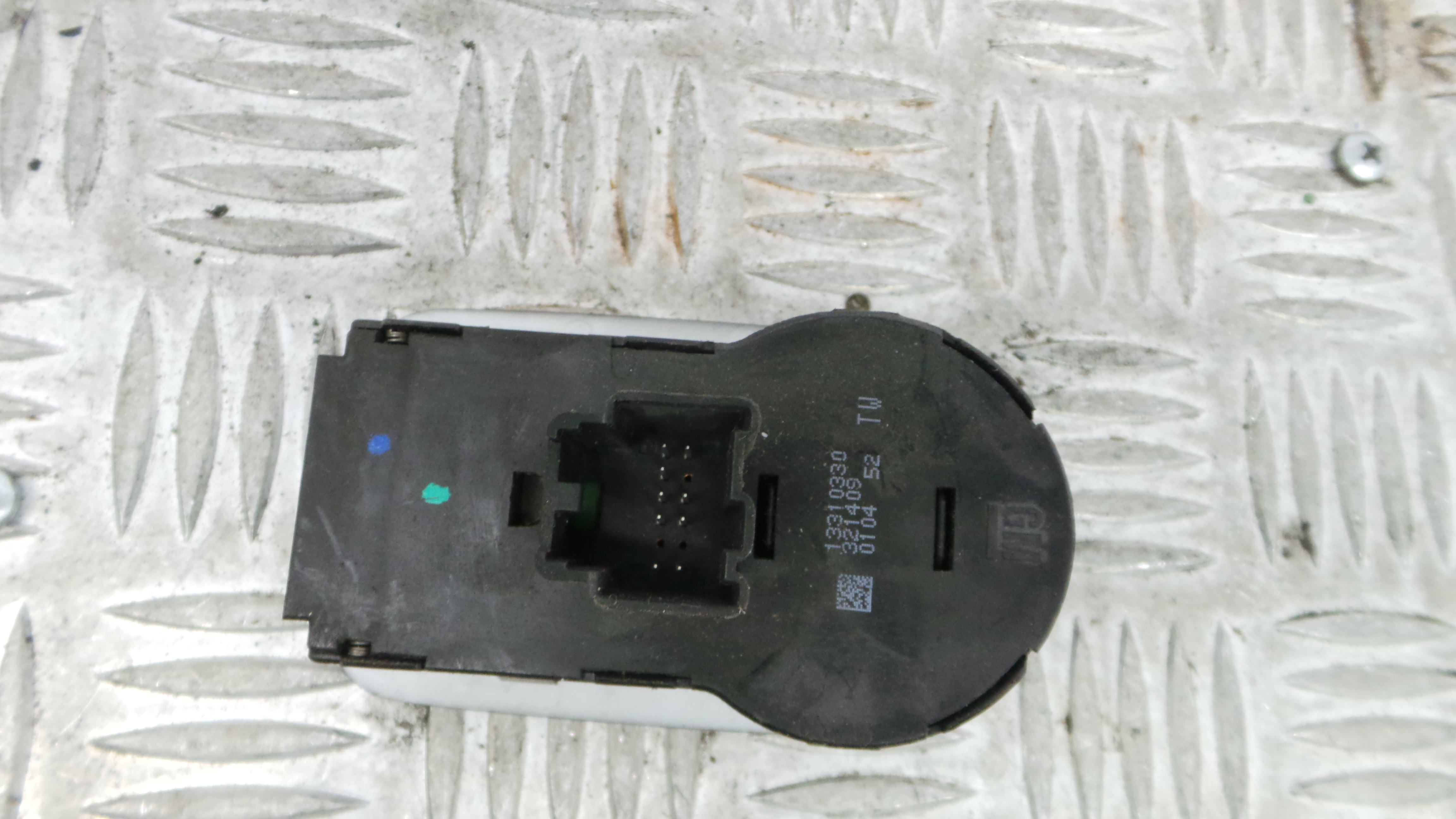 Comando das luzes  13310330 - OPEL CORSA D (S07)-33406546