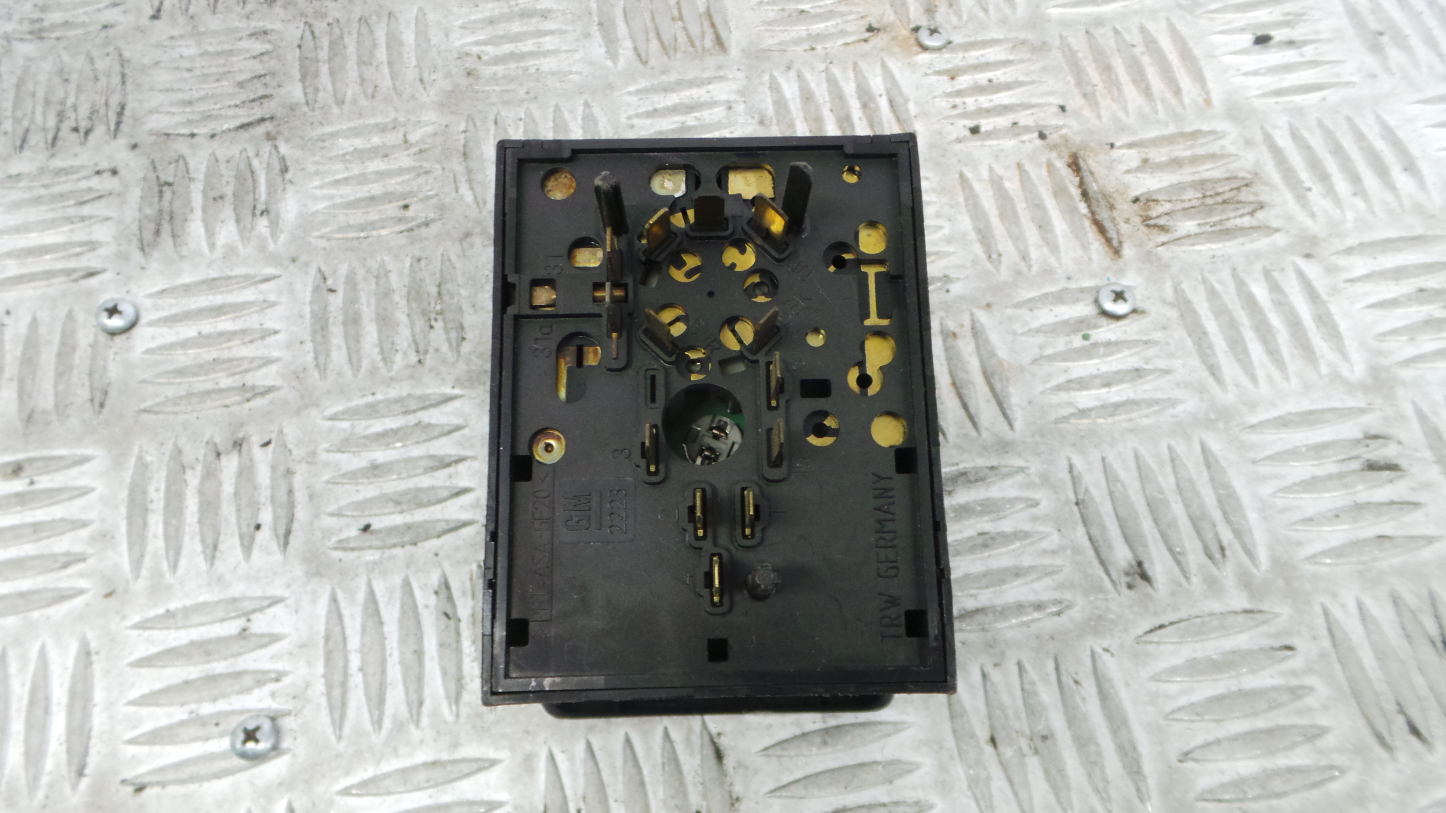 Comando das luzes 90561377 - OPEL ASTRA G Hatchback (T98)-33406572