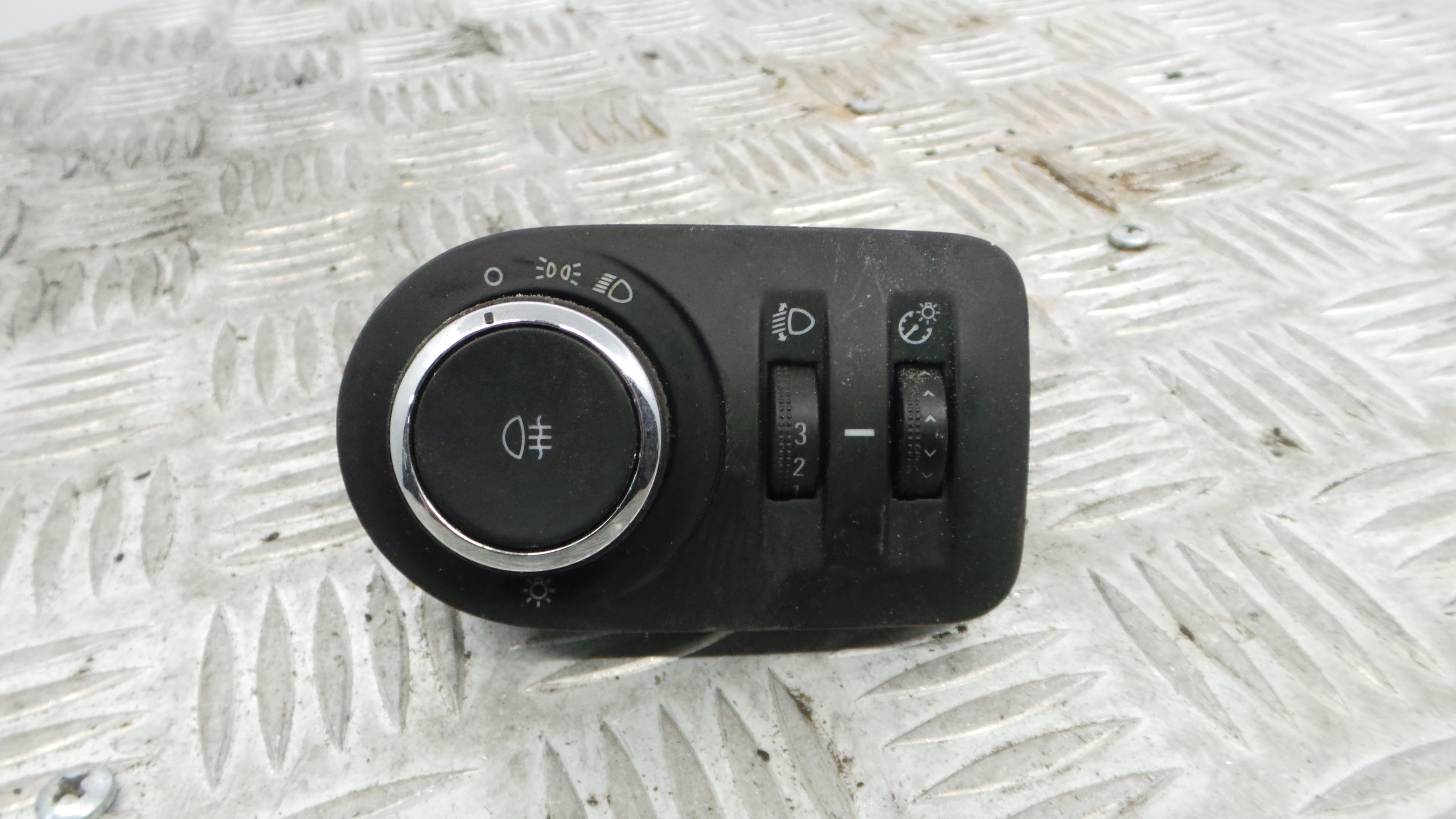 Comando das luzes  13310330 - OPEL CORSA D (S07)-33406584