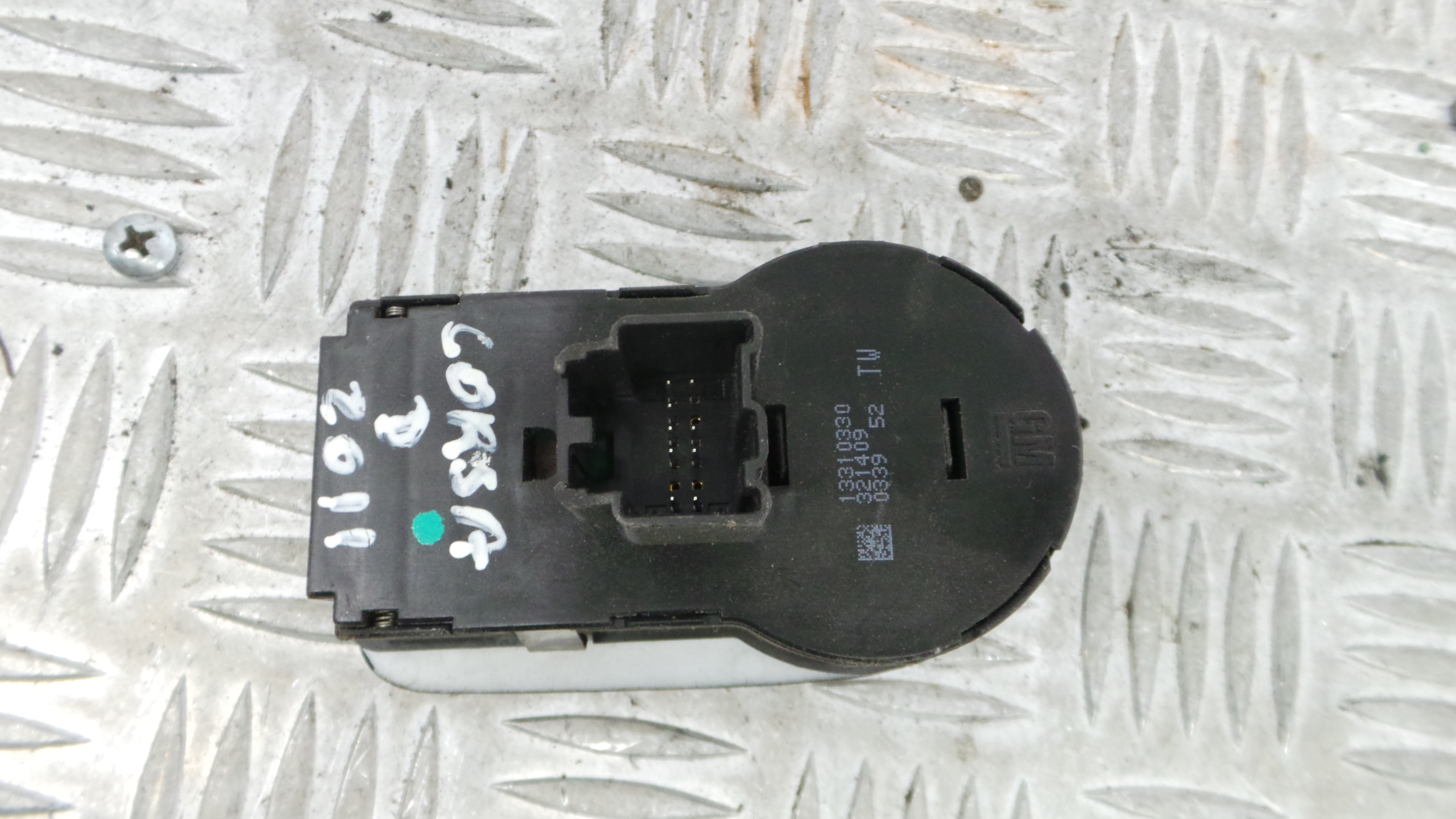 Comando das luzes 13310330 - OPEL CORSA D (S07)-33406584