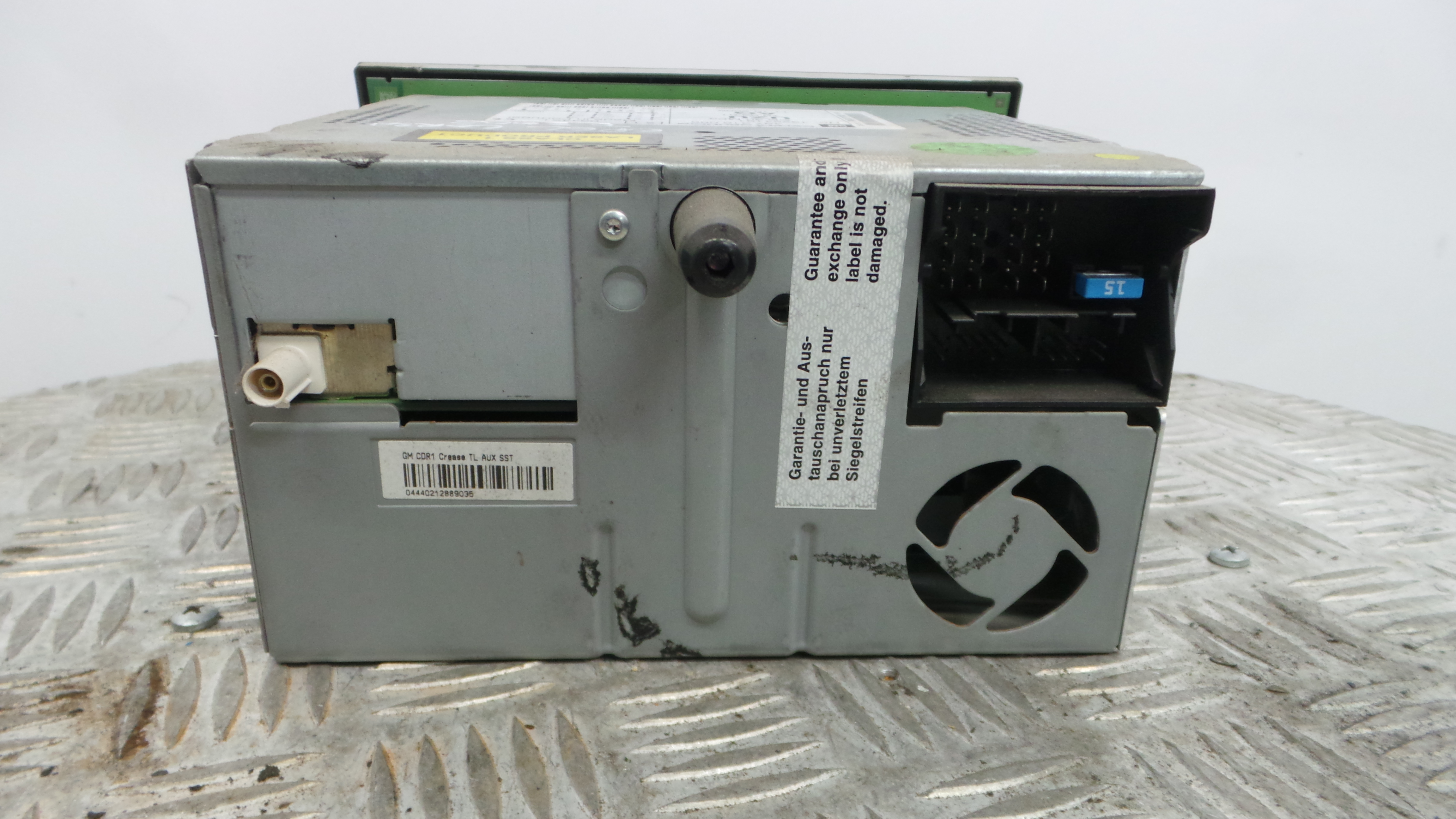 Auto-rádios 497316088 - OPEL CORSA D (S07)-33406640