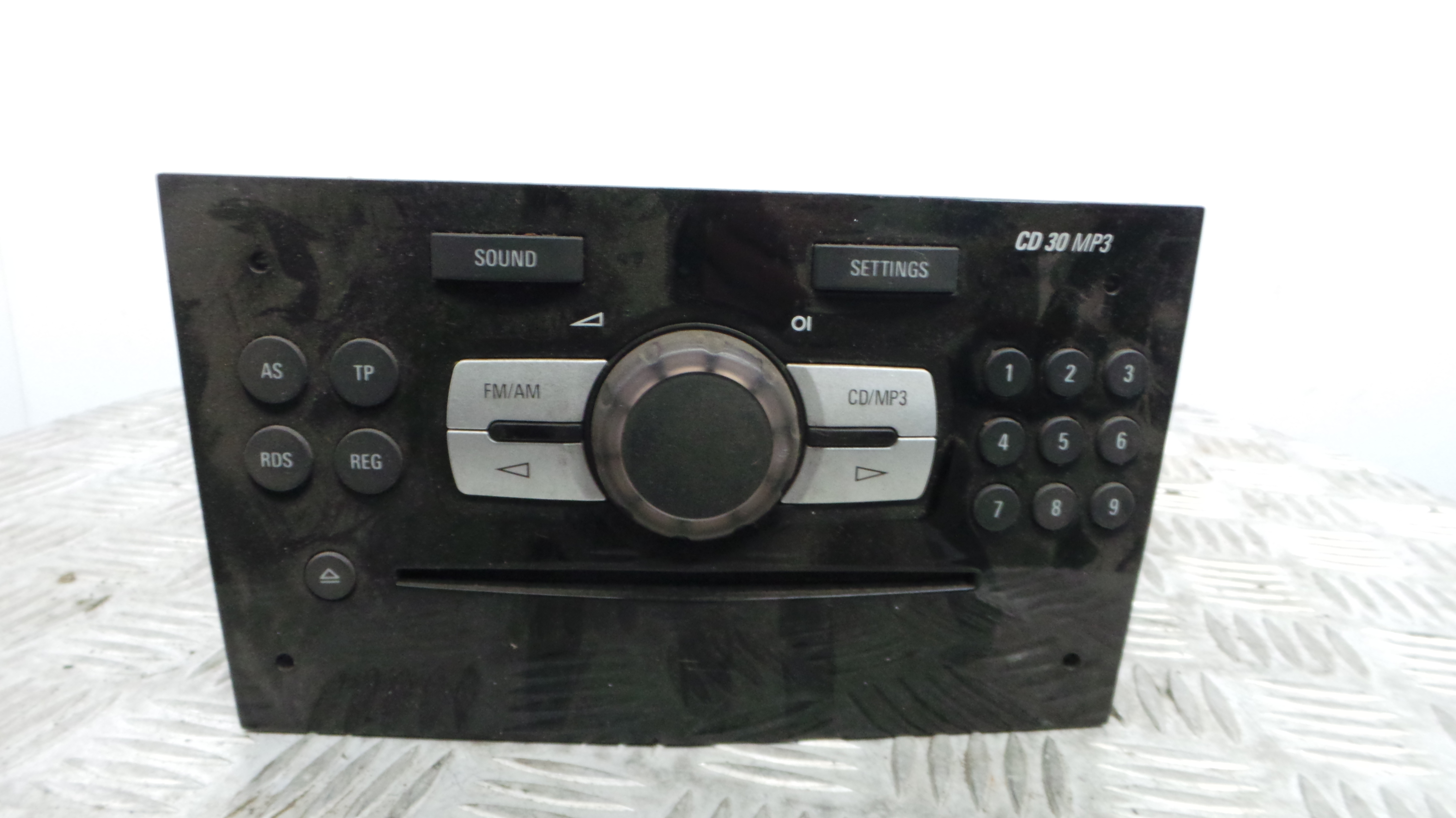 Auto-rádios 497316088 - OPEL CORSA D (S07)-33406688