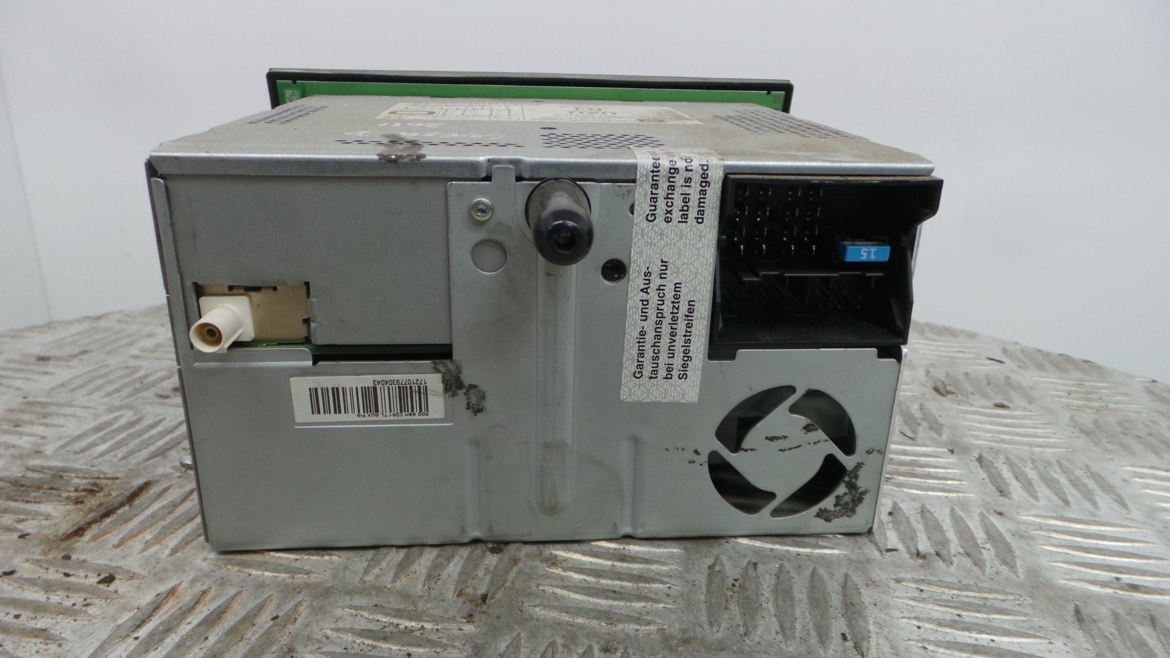 Auto-rádios 497316088 - OPEL CORSA D (S07)-33406688