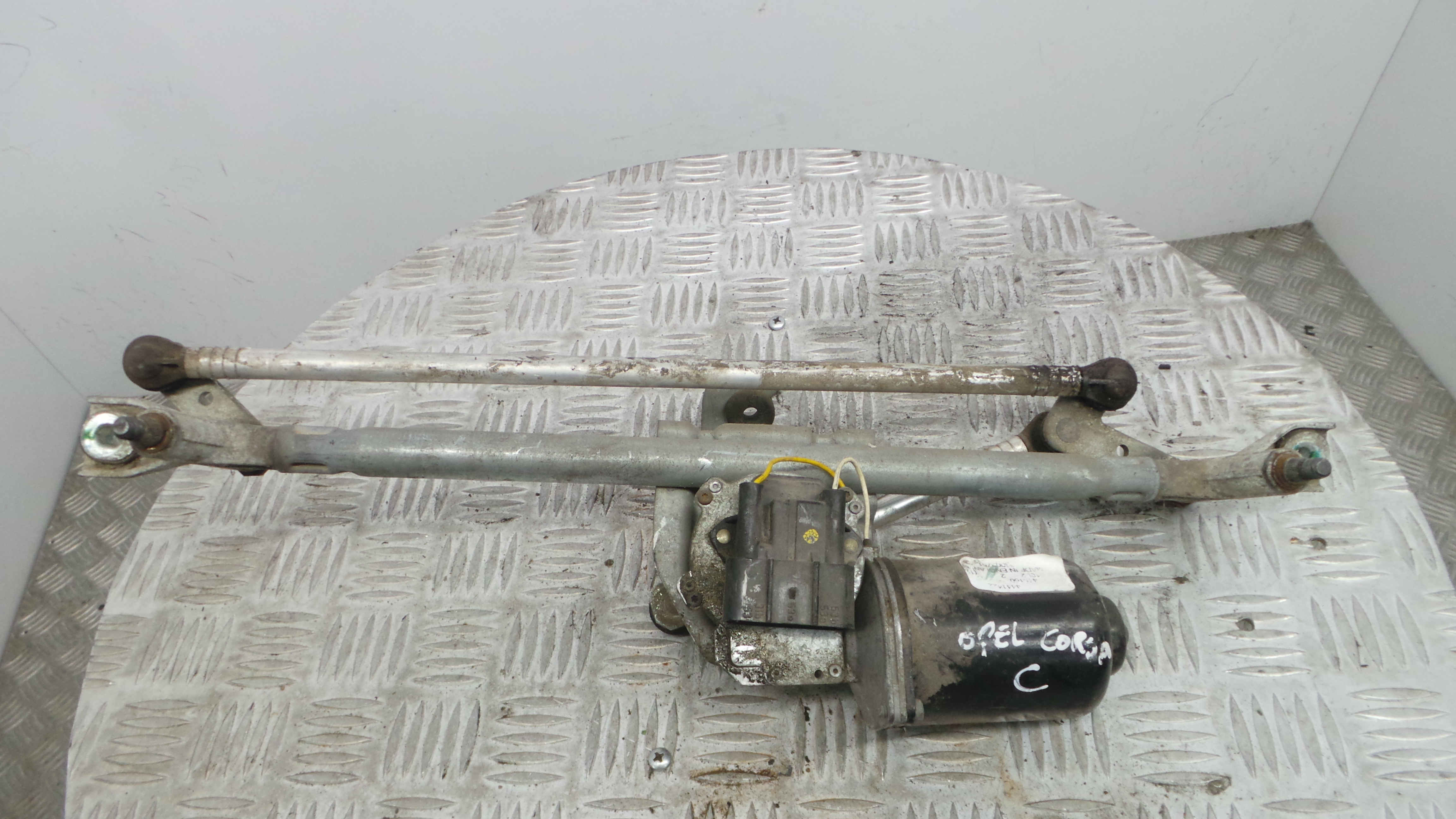 Motor Limpa Vidros Frente 24441422 - OPEL CORSA C (X01)-33407176 Motor Limpa Vidros Frente 24441422 - OPEL CORSA C (X01)-33407176