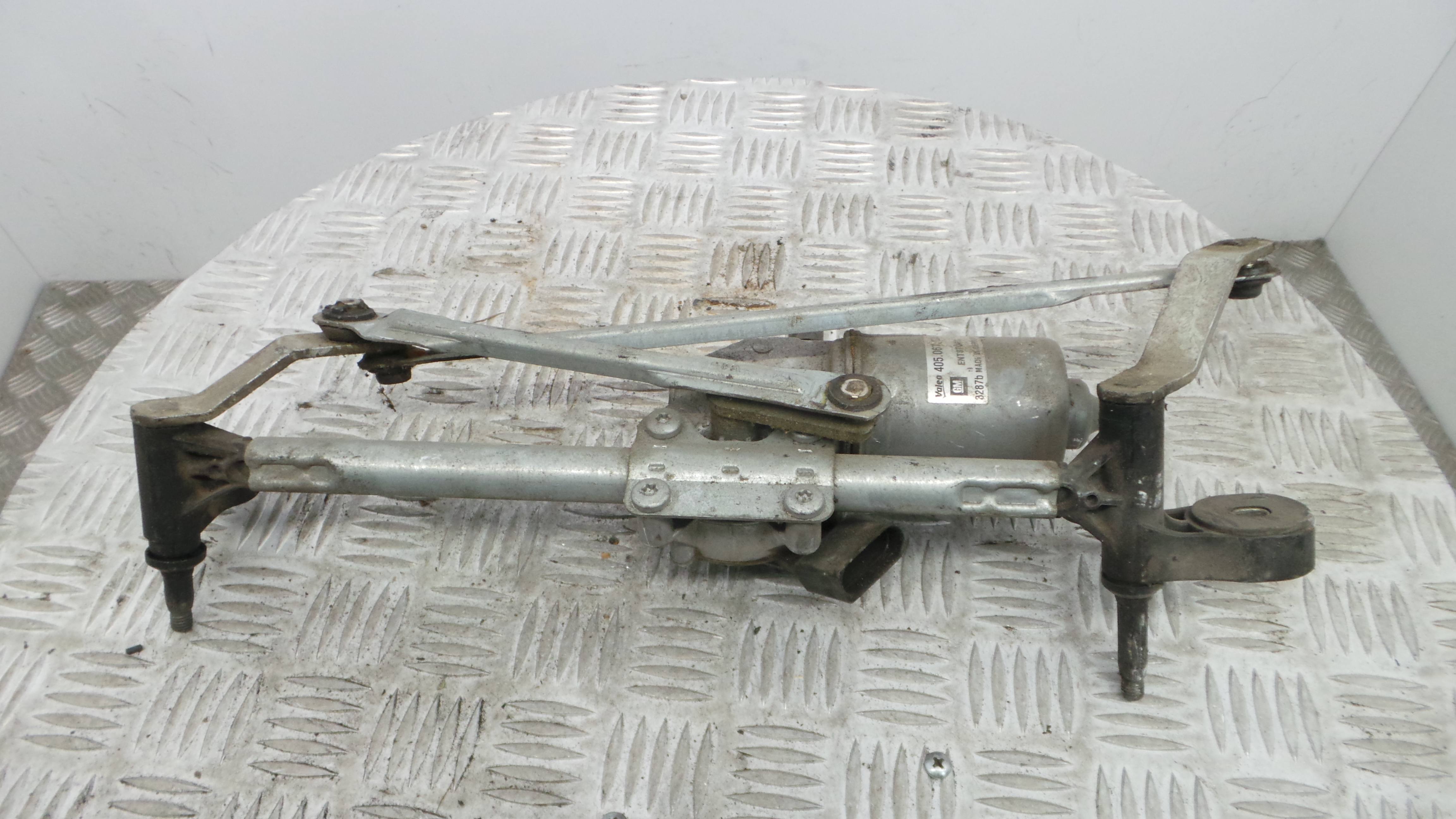 Motor Limpa Vidros Frente 405067 - OPEL CORSA D (S07)-33407179