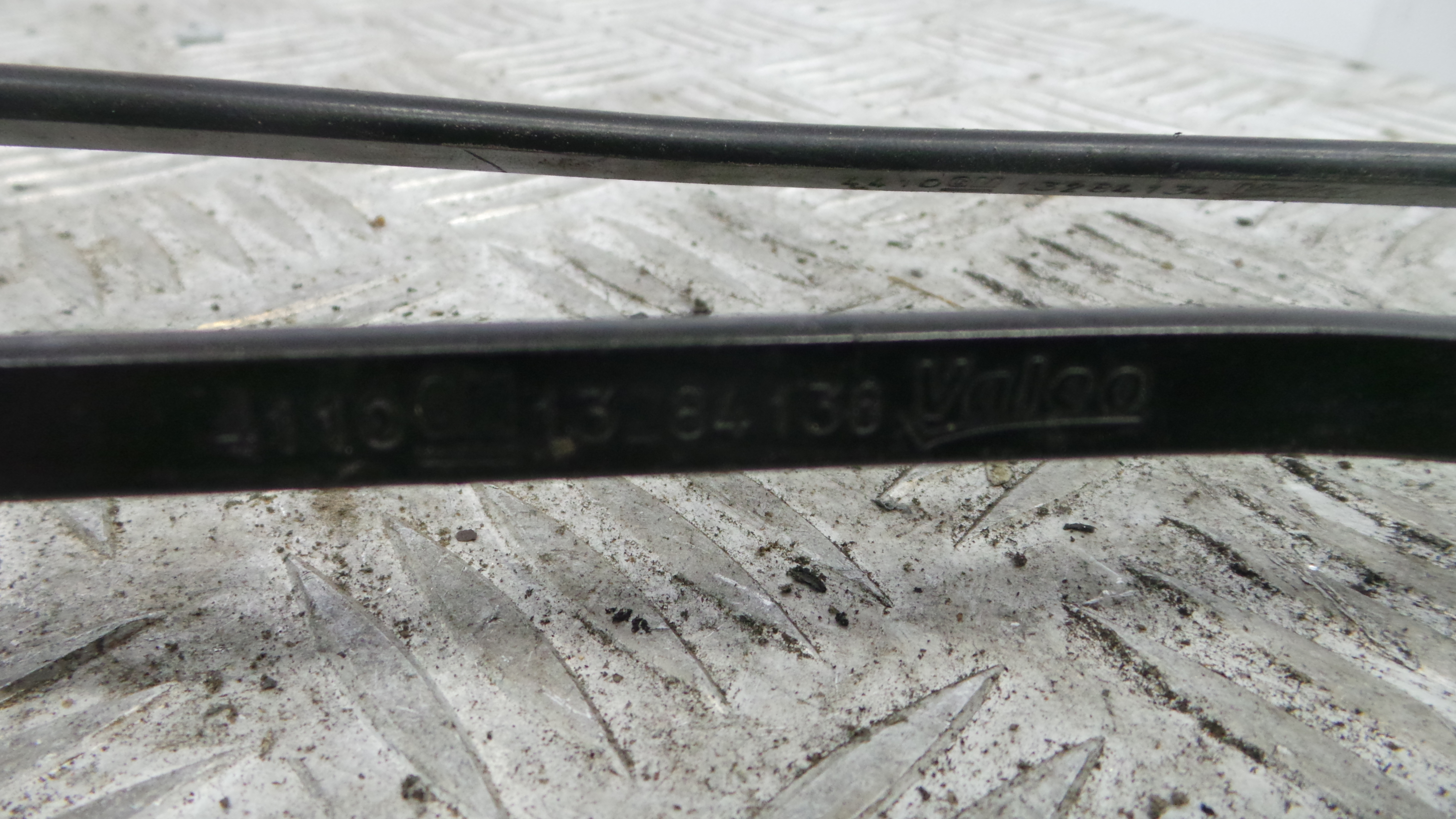 Braço Do Limpa-vidros 13284136 - OPEL CORSA D (S07)-33407271