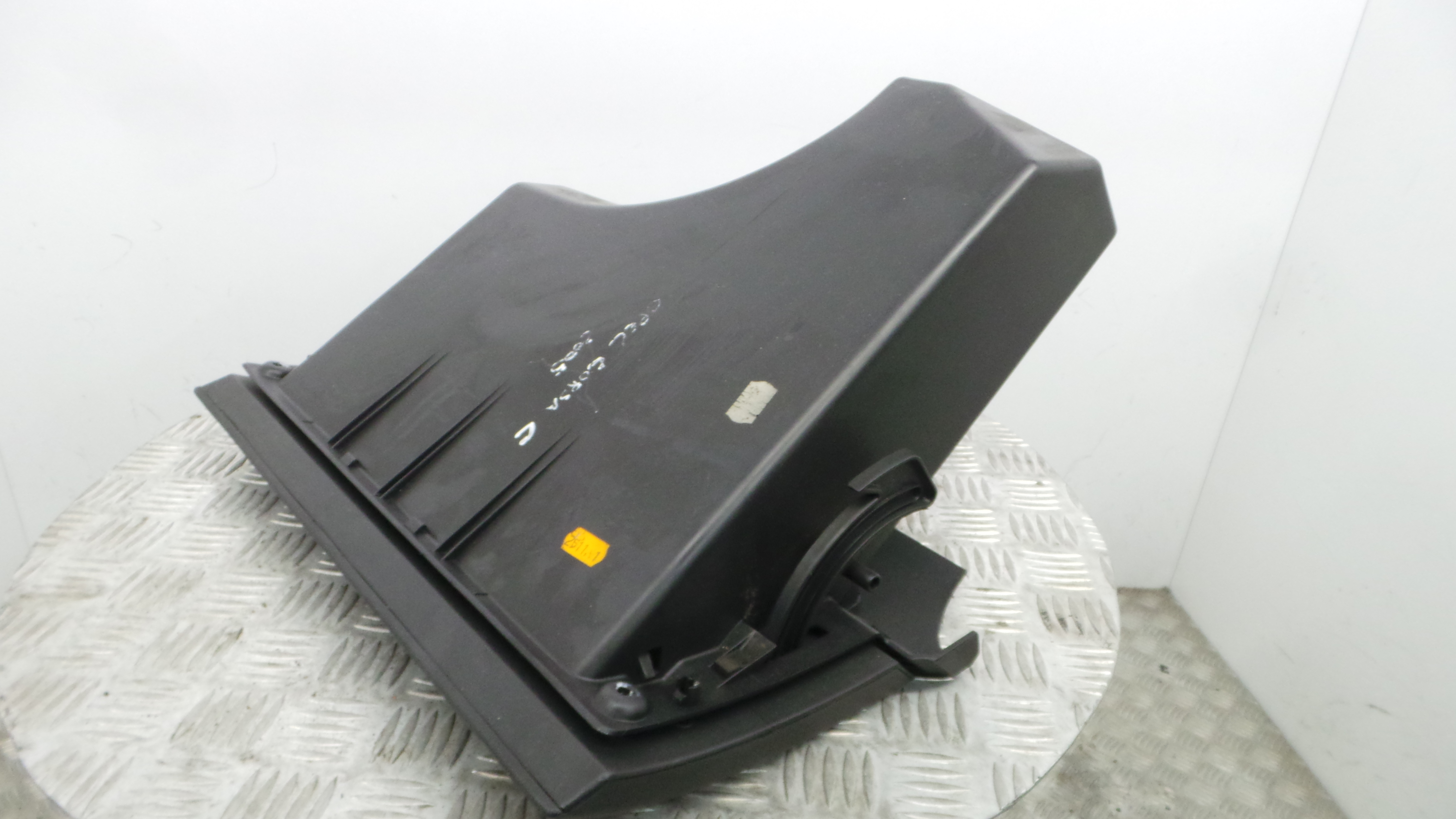 Porta Luvas 09114403 - OPEL CORSA C (X01)-33407685