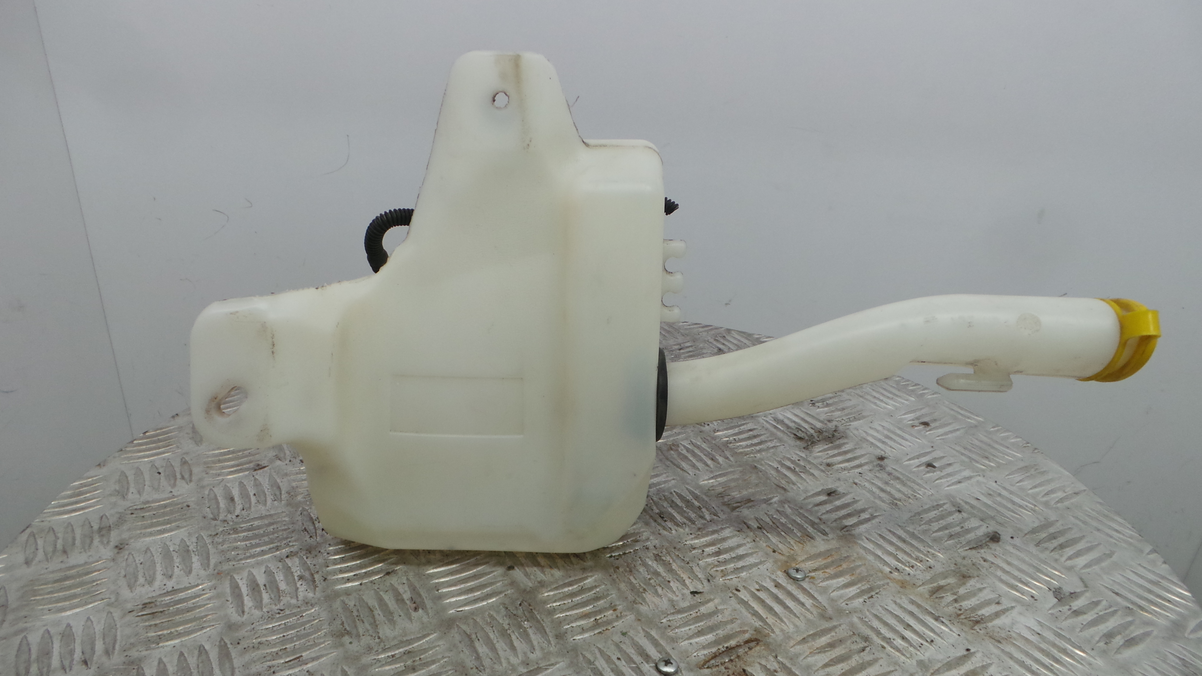 Depósito De Água Do Limpa-vidros 461011736 - OPEL CORSA D (S07)-33407768