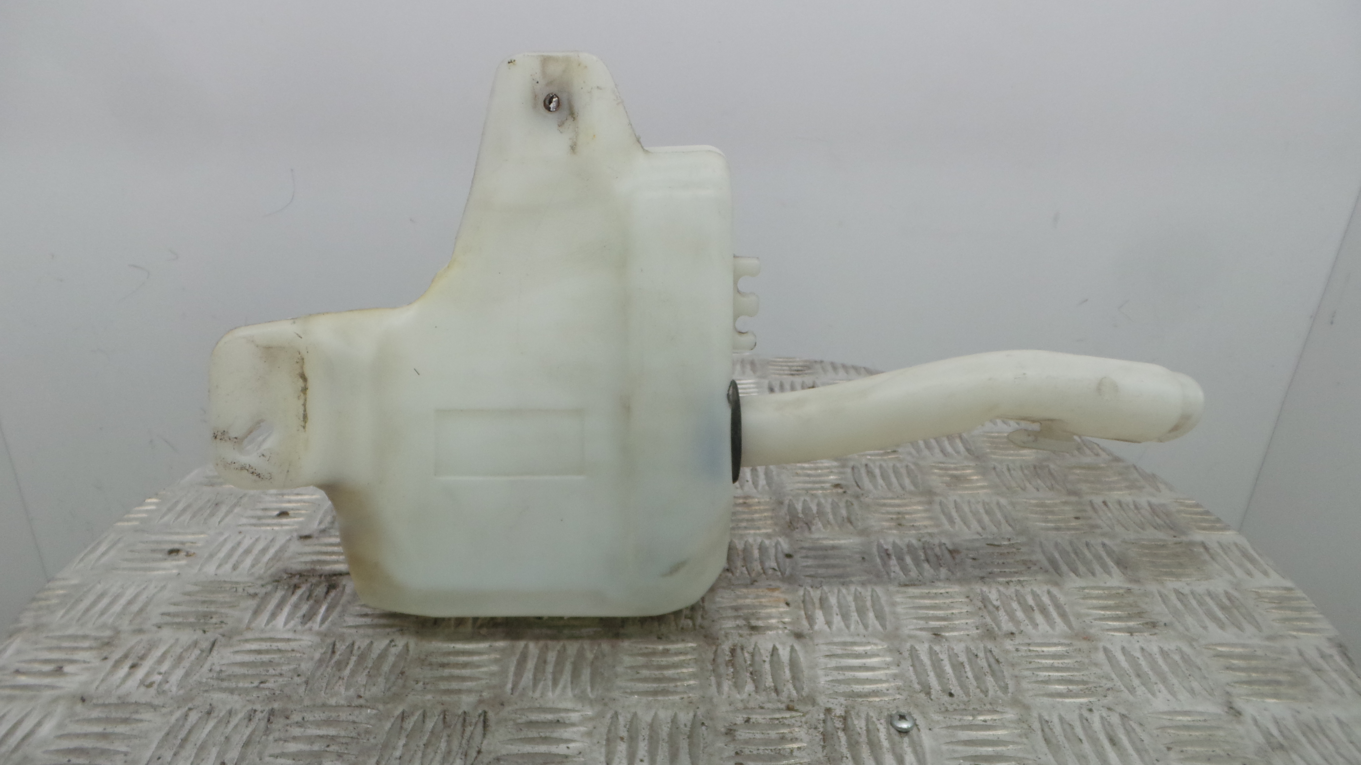 Depósito De Água Do Limpa-vidros 461011736 - OPEL CORSA D (S07)-33407786 Depósito De Água Do Limpa-vidros 461011736 - OPEL CORSA D (S07)-33407786