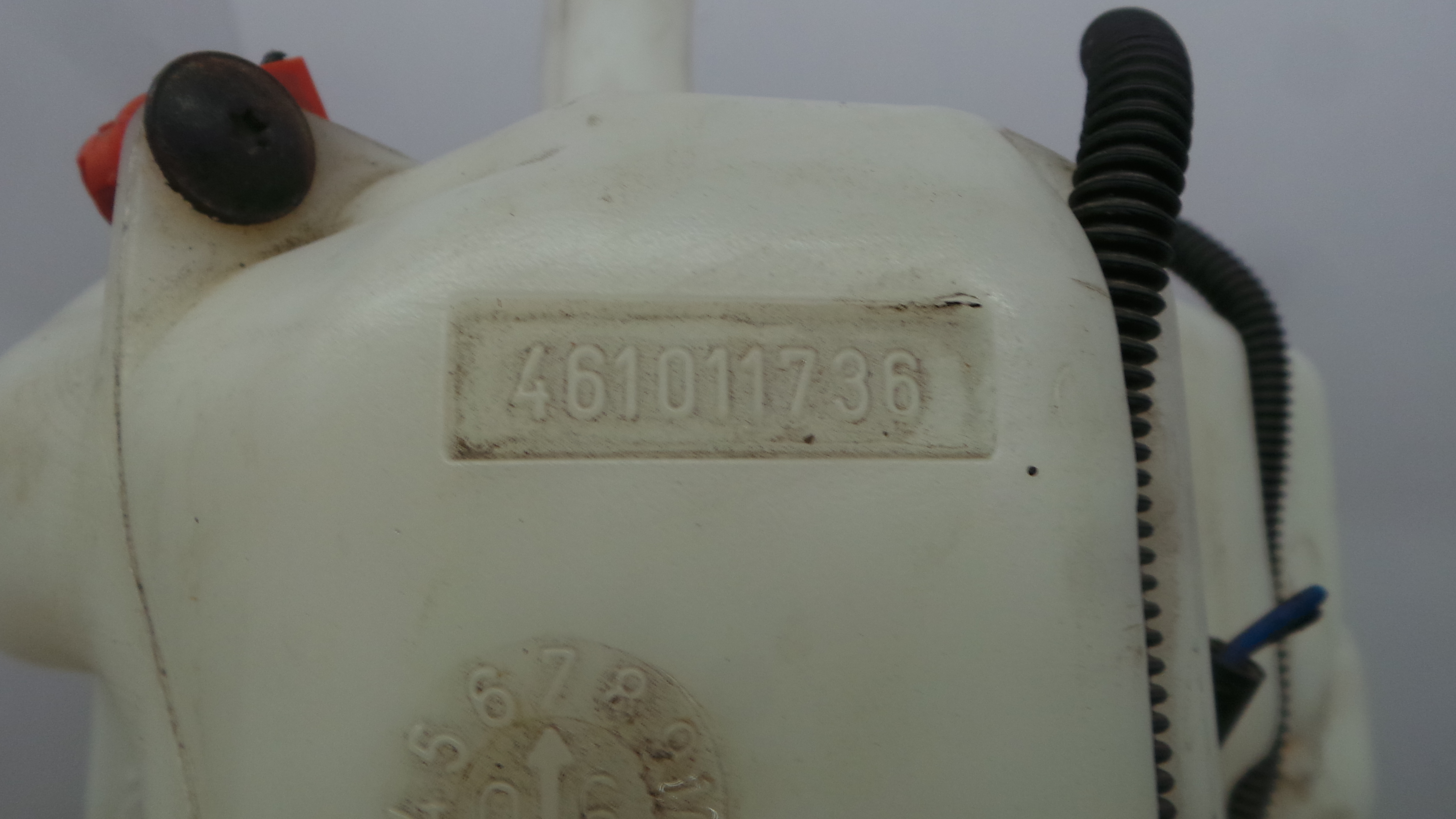 Depósito De Água Do Limpa-vidros 461011736 - OPEL CORSA D (S07)-33407793