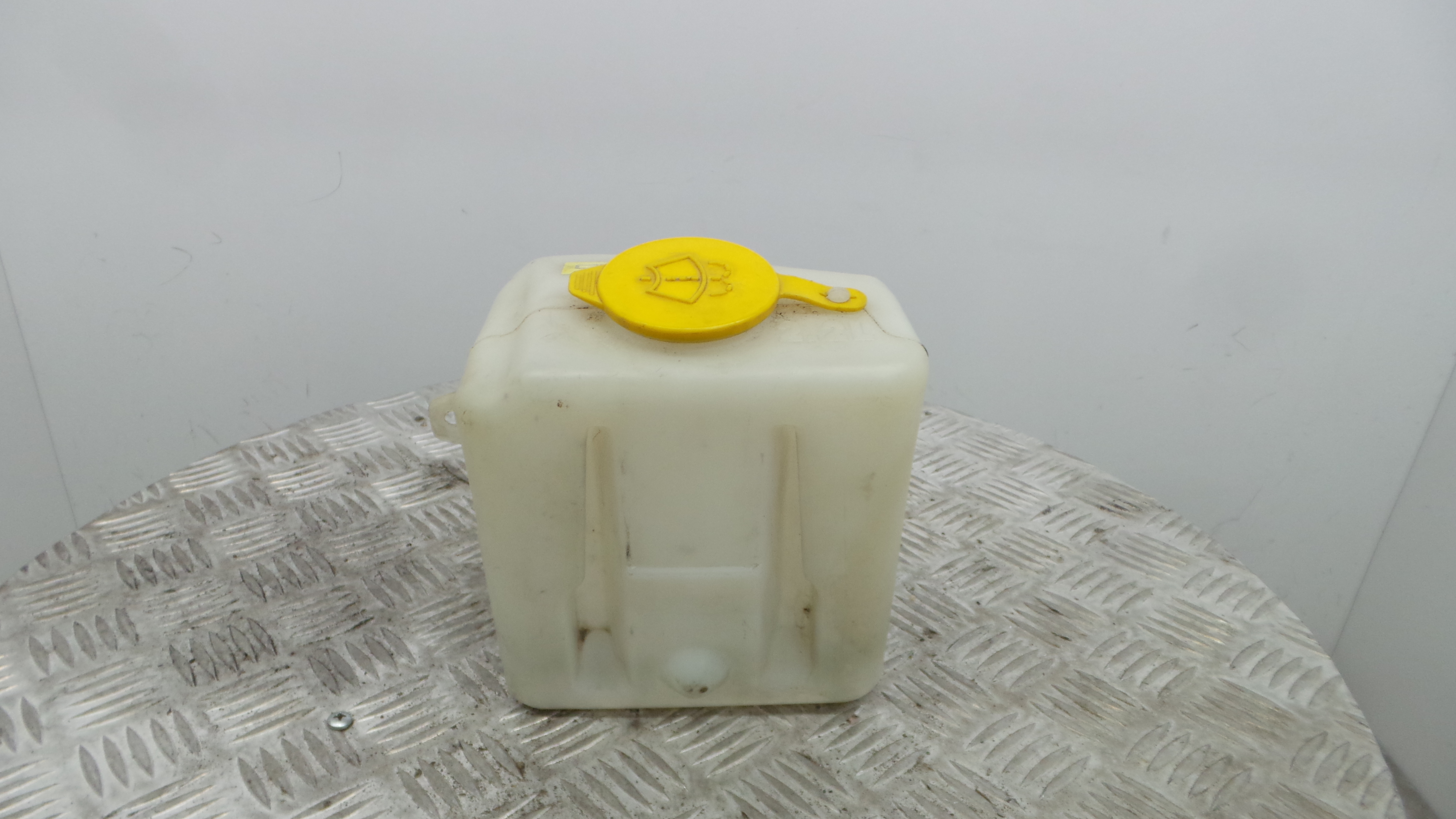 Depósito De Água Do Limpa-vidros 9114661 - OPEL CORSA C (X01)-33407838