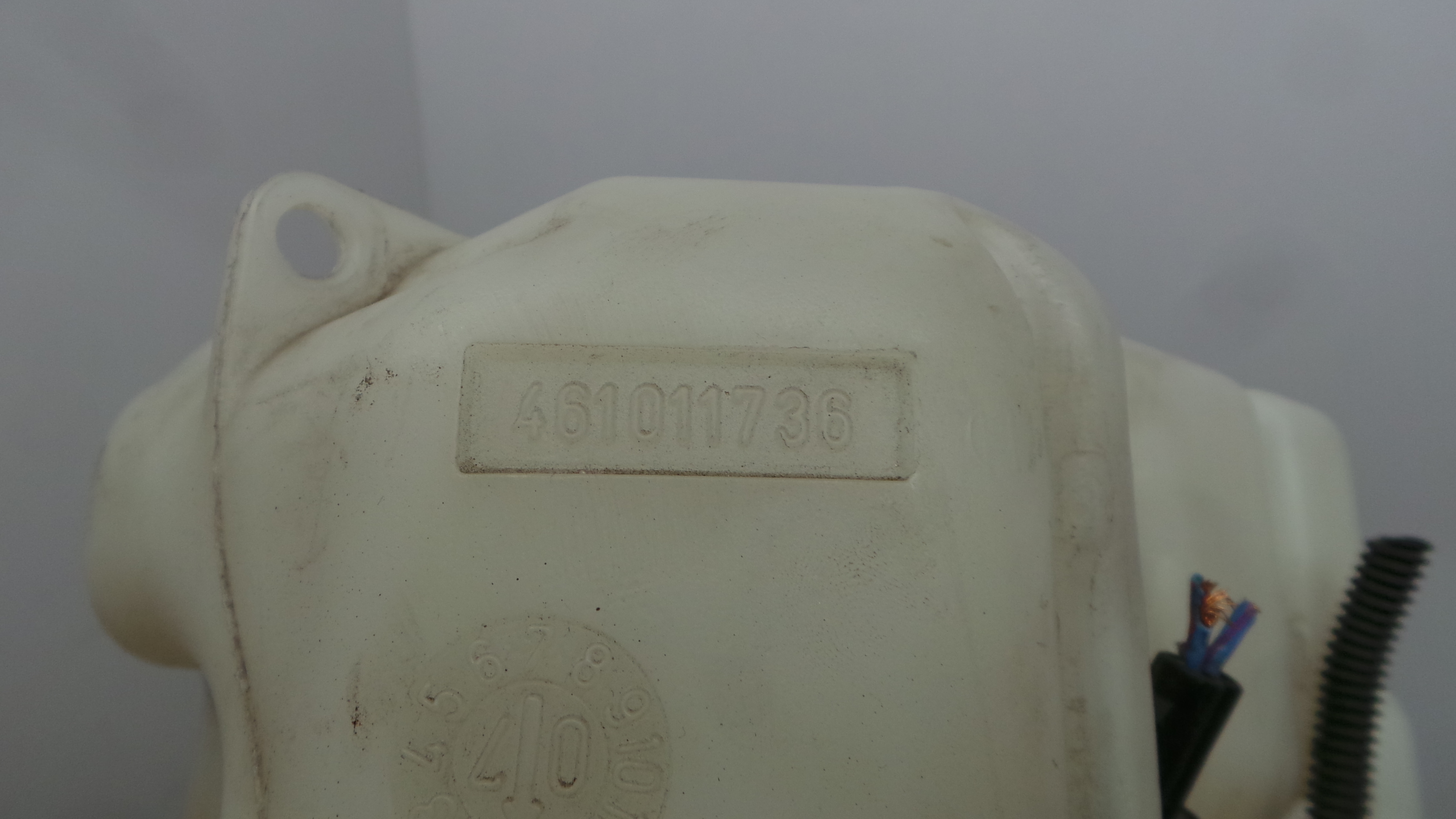 Depósito De Água Do Limpa-vidros 461011736 - OPEL CORSA D (S07)-33407854