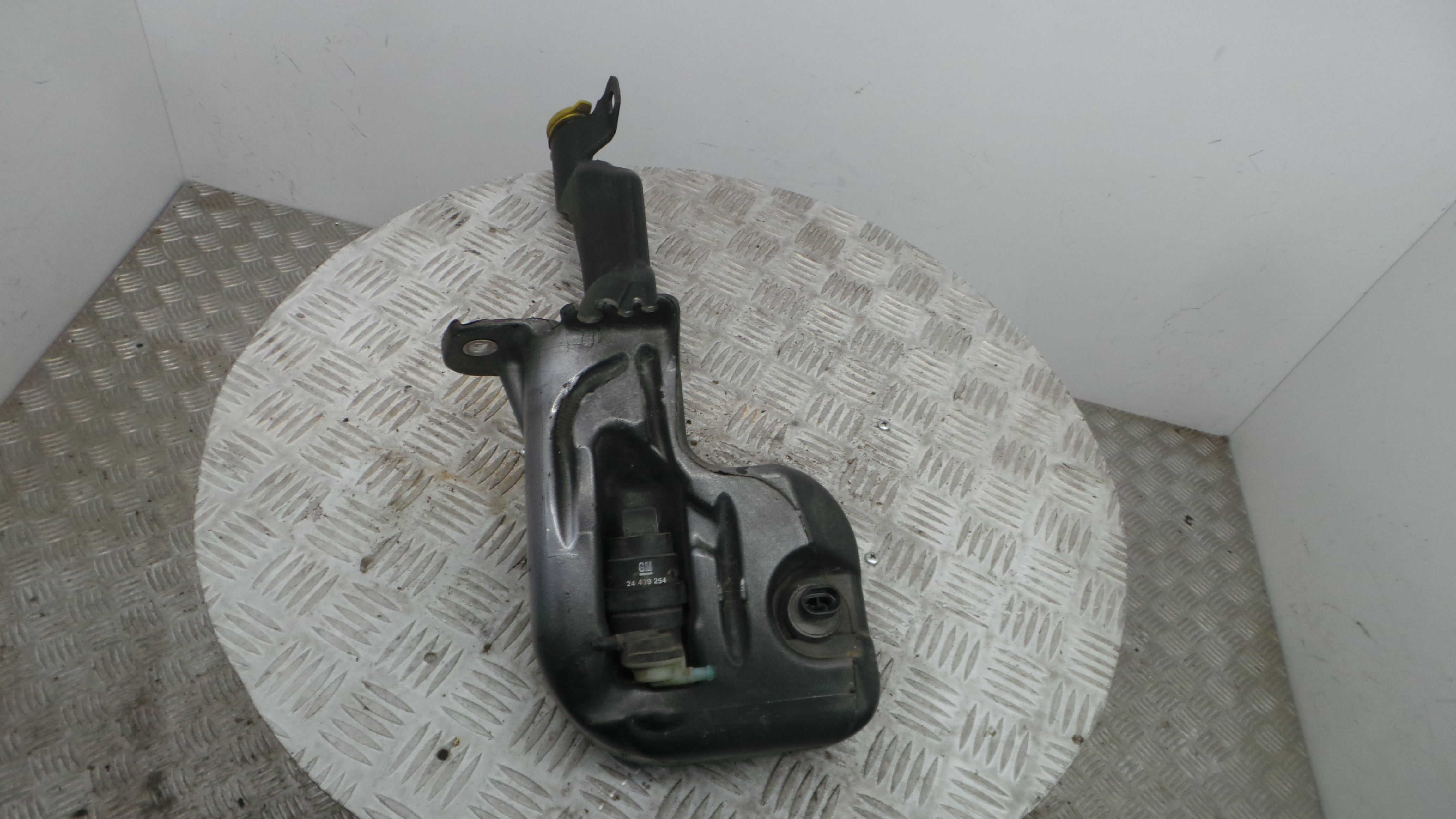 Depósito De Água Do Limpa-vidros 13118158 - OPEL ASTRA H (A04)-33409800