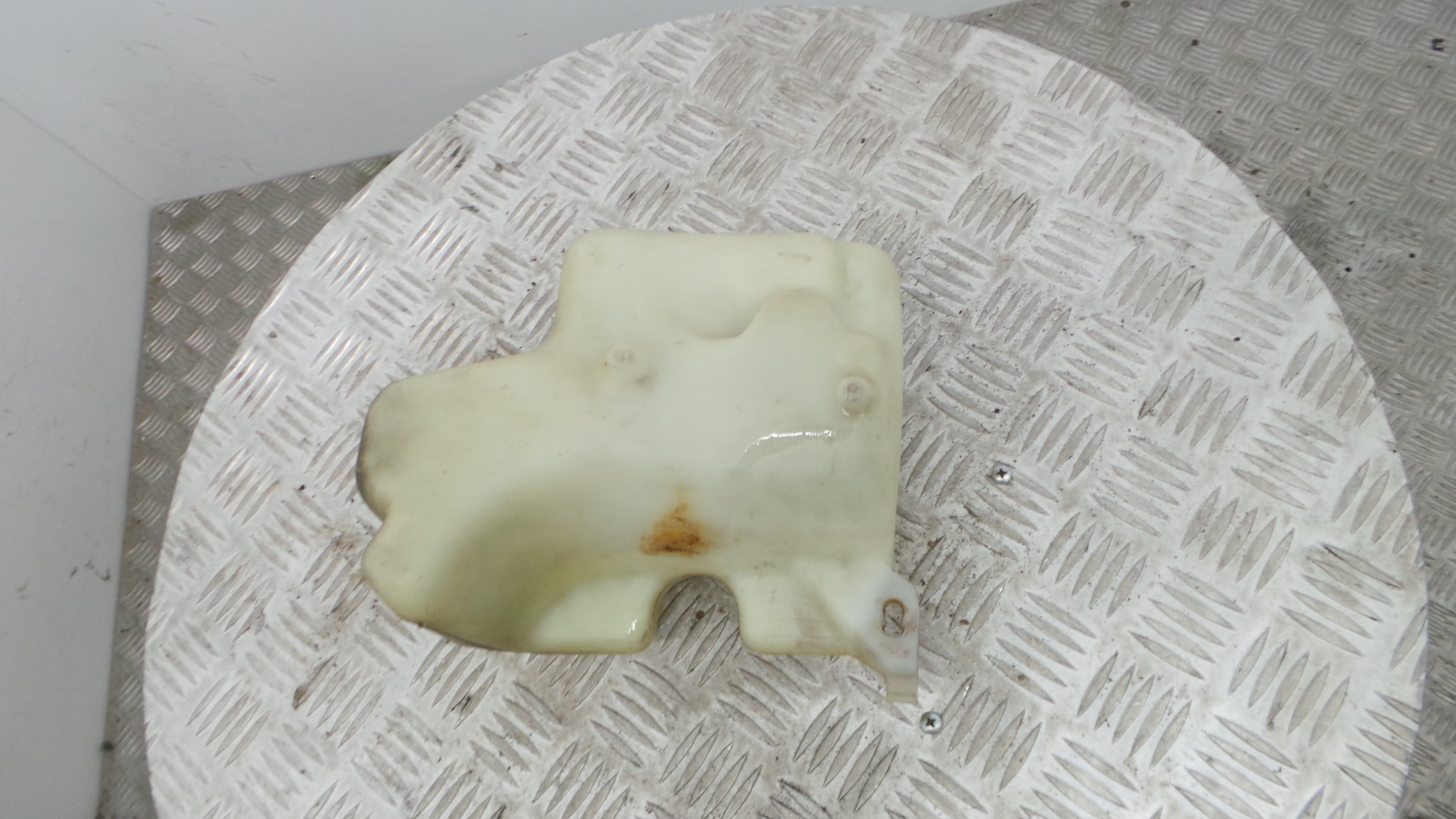 Depósito De Água Do Limpa-vidros 0023935 - OPEL ASTRA F Hatchback (T92)-33409802