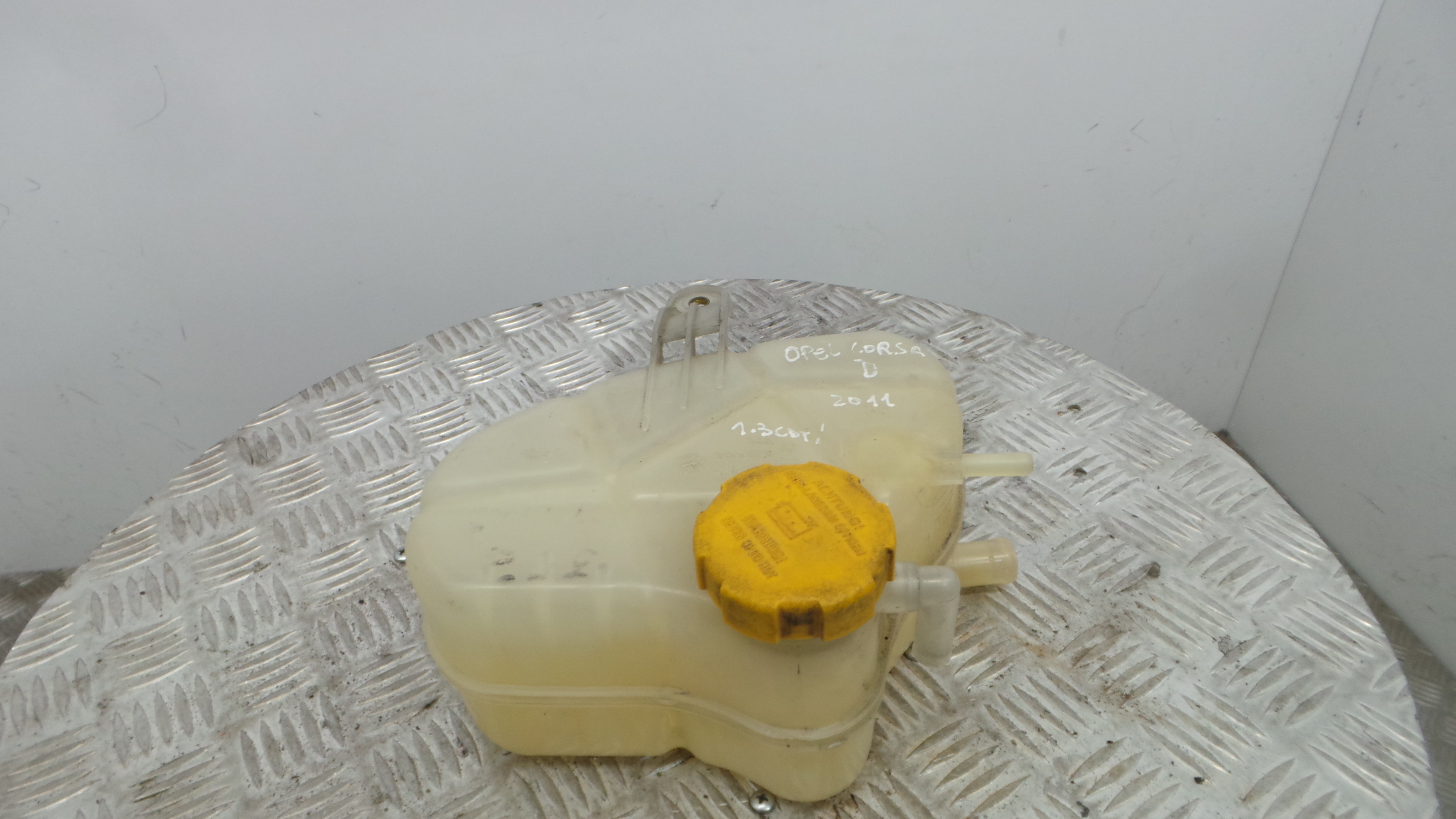 Depósito Água Radiador / Vazo de Expansao 55702165 - OPEL CORSA D (S07)-33409808