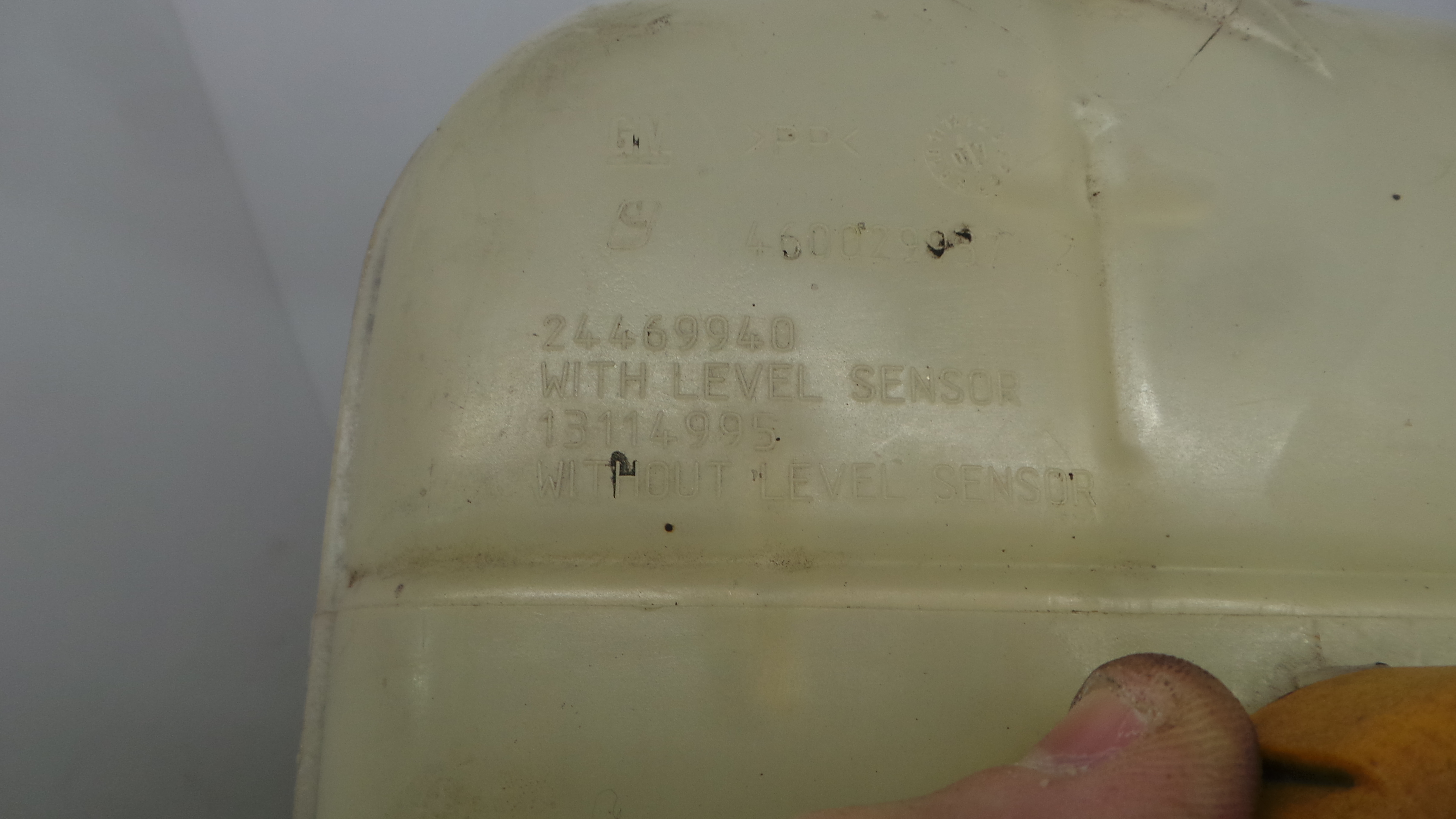 Depósito Água Radiador / Vazo de Expansao 24469940 - OPEL ASTRA H (A04)-33409832