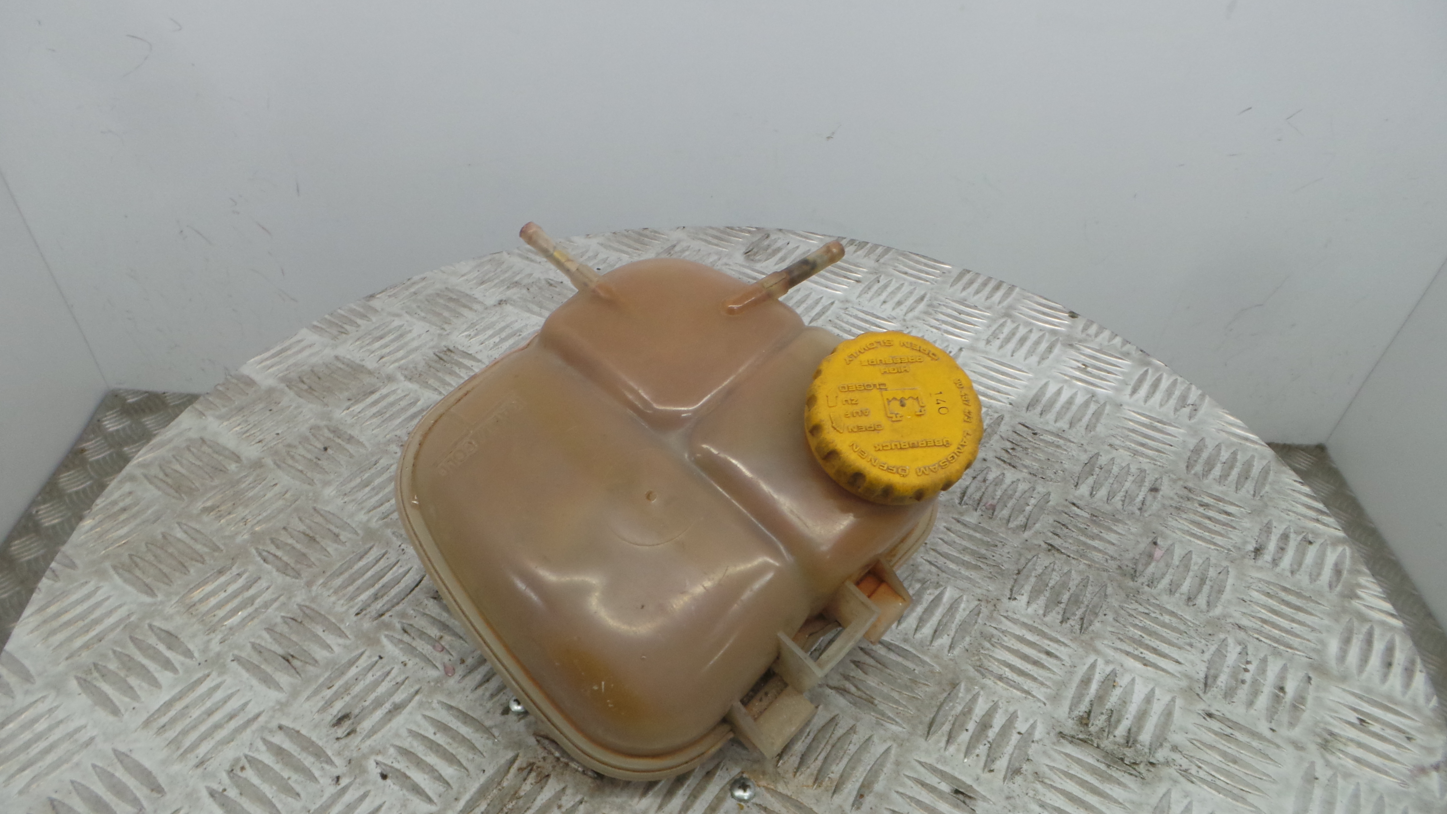 Depósito Água Radiador / Vazo de Expansao 90530687 - OPEL ASTRA H (A04)-33409856