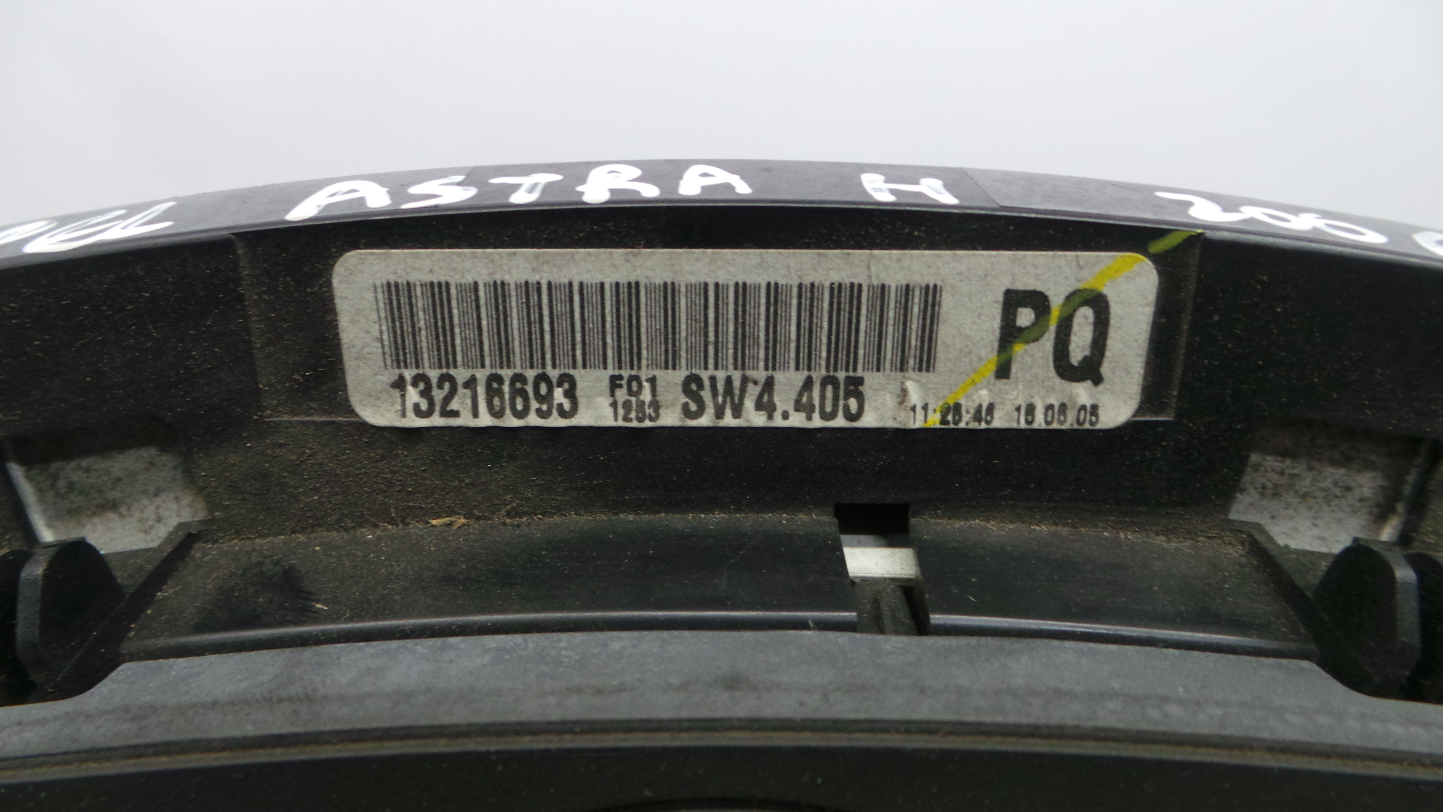 Quadrante 13216693 - OPEL ASTRA H (A04)-33410049