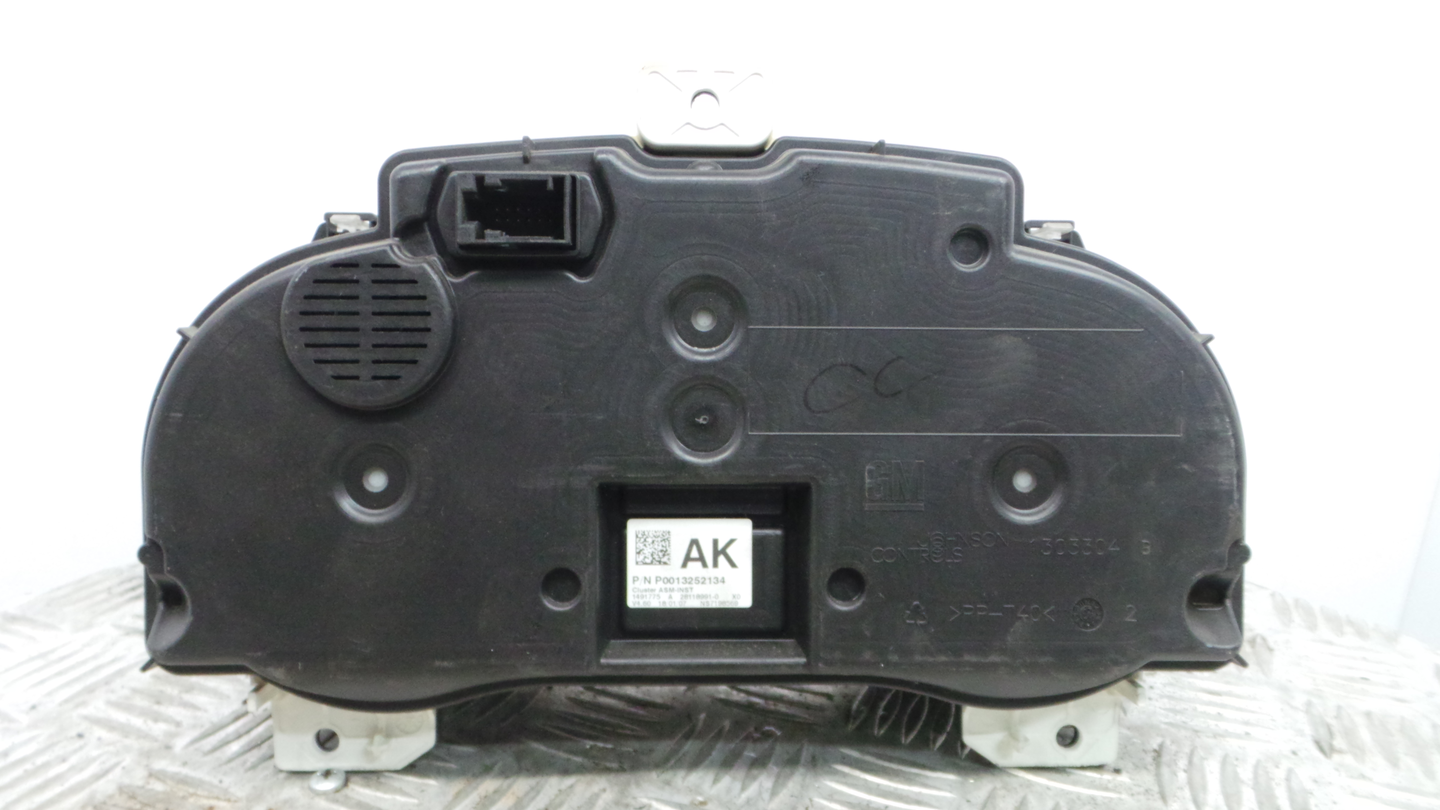Quadrante 13252134 - OPEL CORSA D (S07)-33410084