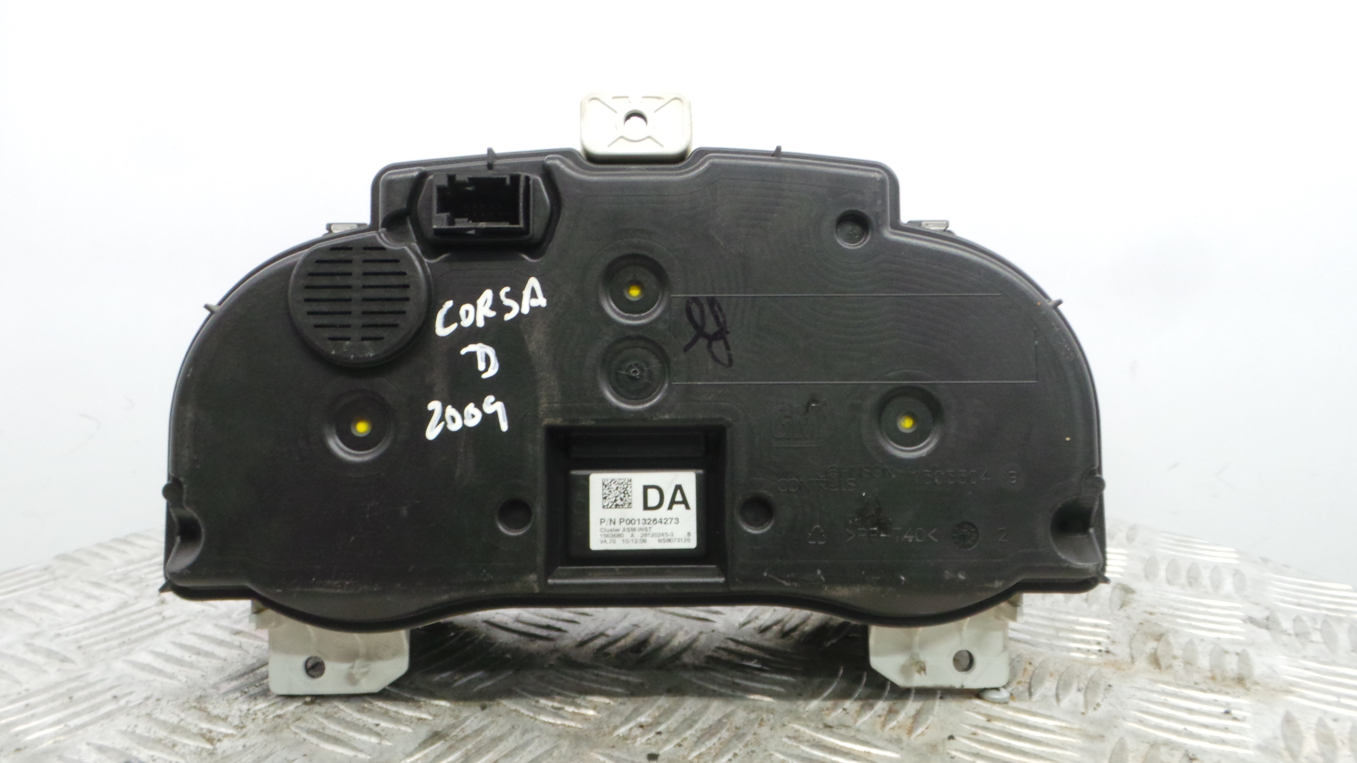 Quadrante 13264273 - OPEL CORSA D (S07)-33410136