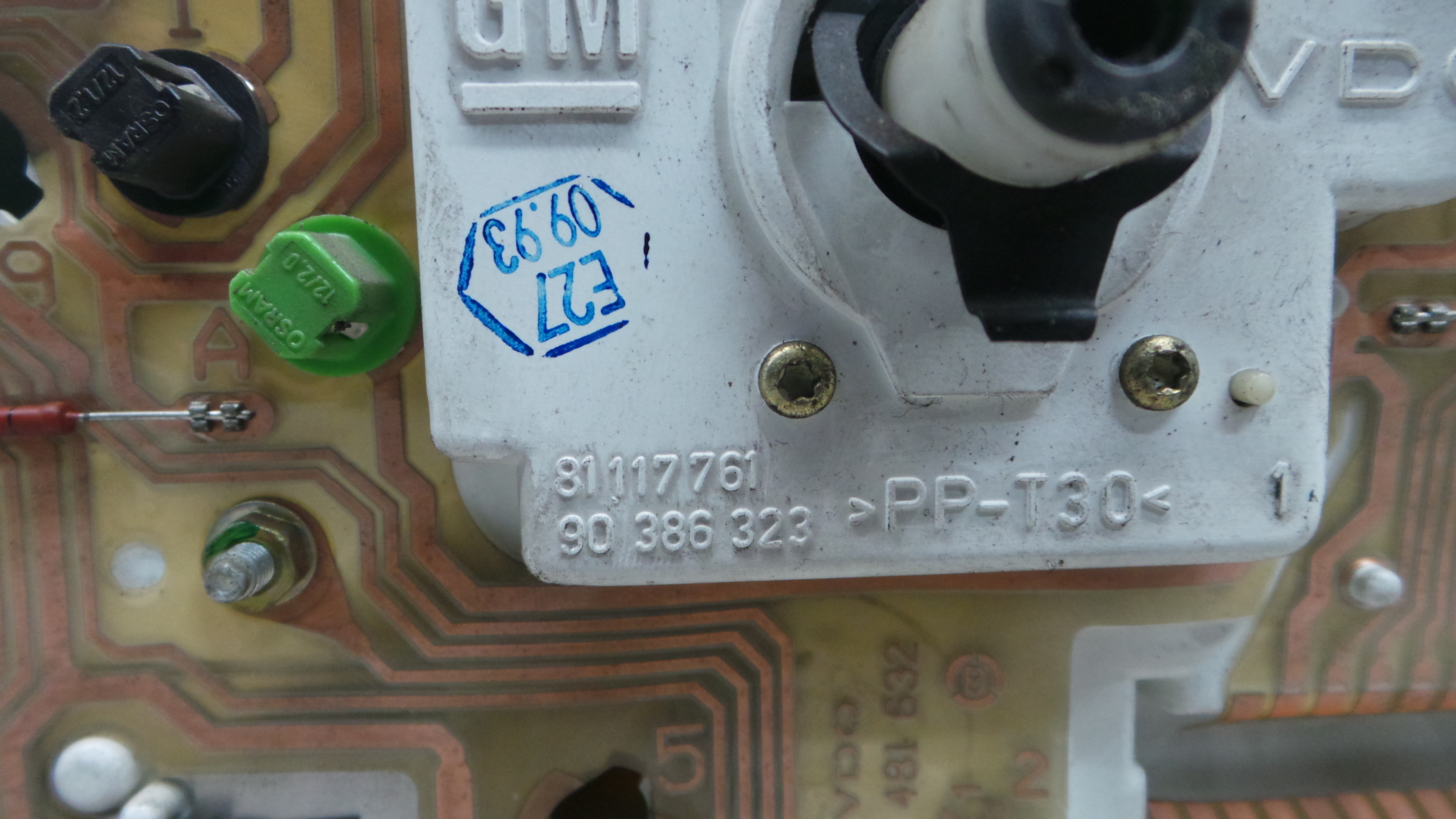 Quadrante 81117761 - OPEL CORSA B (S93)-33410181