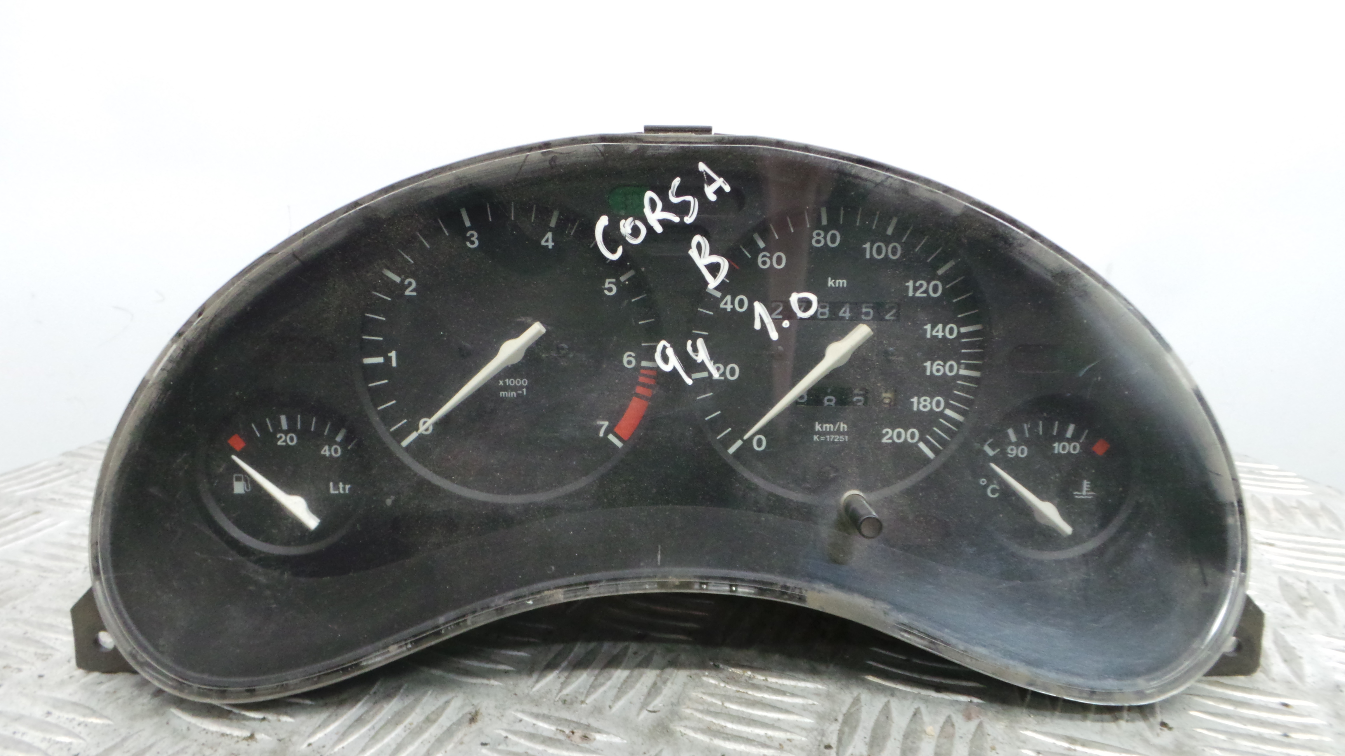 Quadrante 81117906 - OPEL CORSA B (S93)-33410187 Quadrante 81117906 - OPEL CORSA B (S93)-33410187