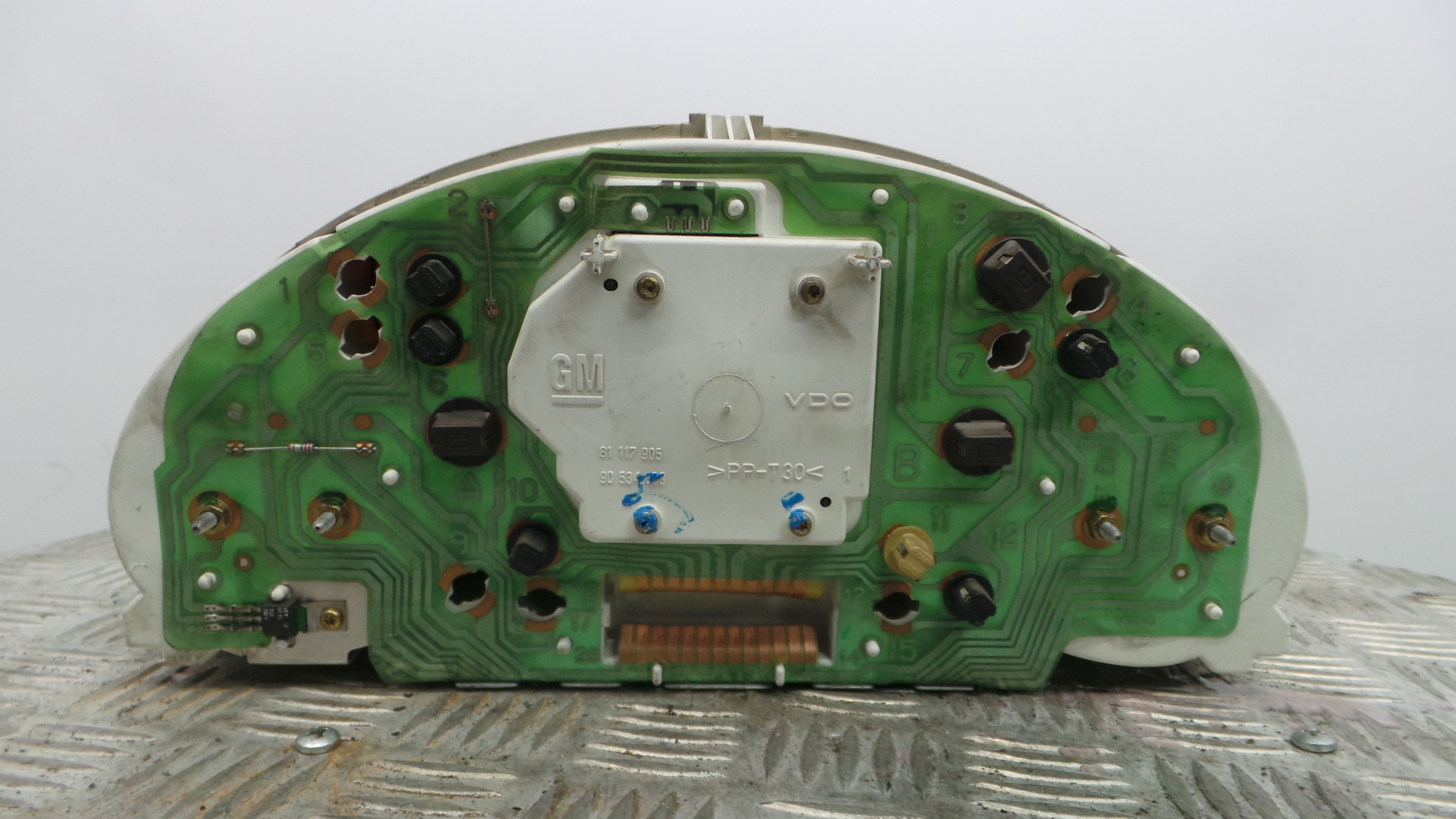 Quadrante 8117905 - OPEL CORSA B (S93)-33410193