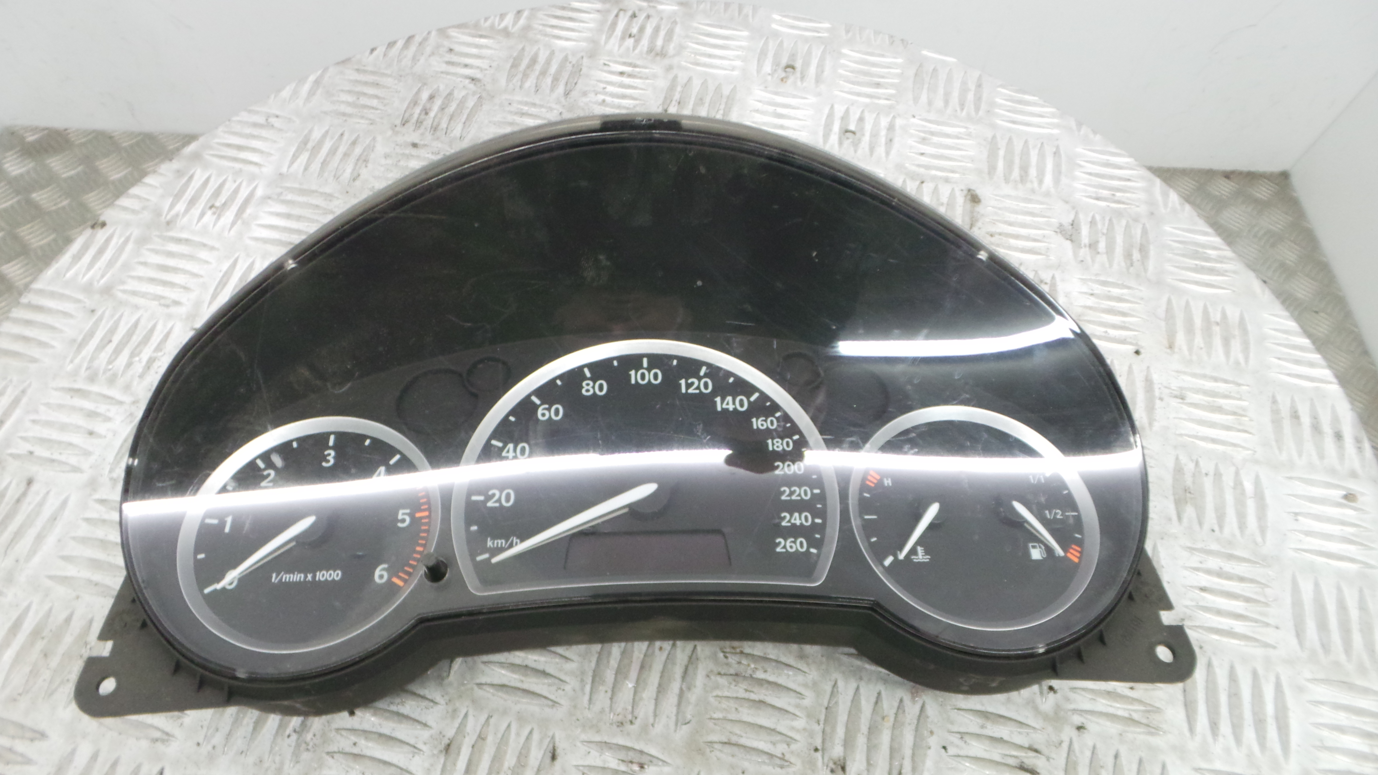 Quadrante 7553159 - SAAB 9-3 (YS3F, E79, D79, D75)-33410394 Quadrante 7553159 - SAAB 9-3 (YS3F, E79, D79, D75)-33410394